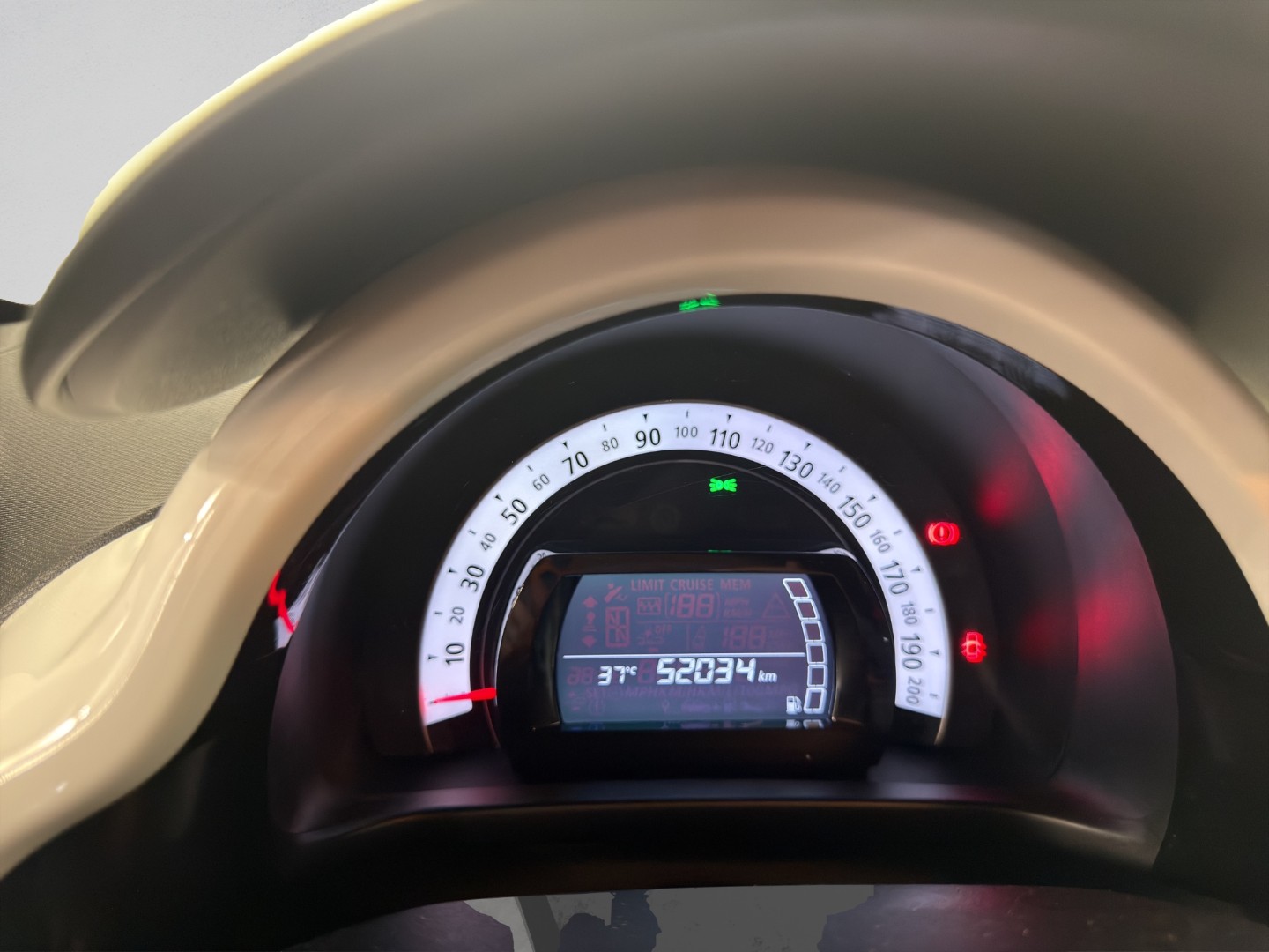 RENAULT Twingo 0.9 Intens EDC-image-11