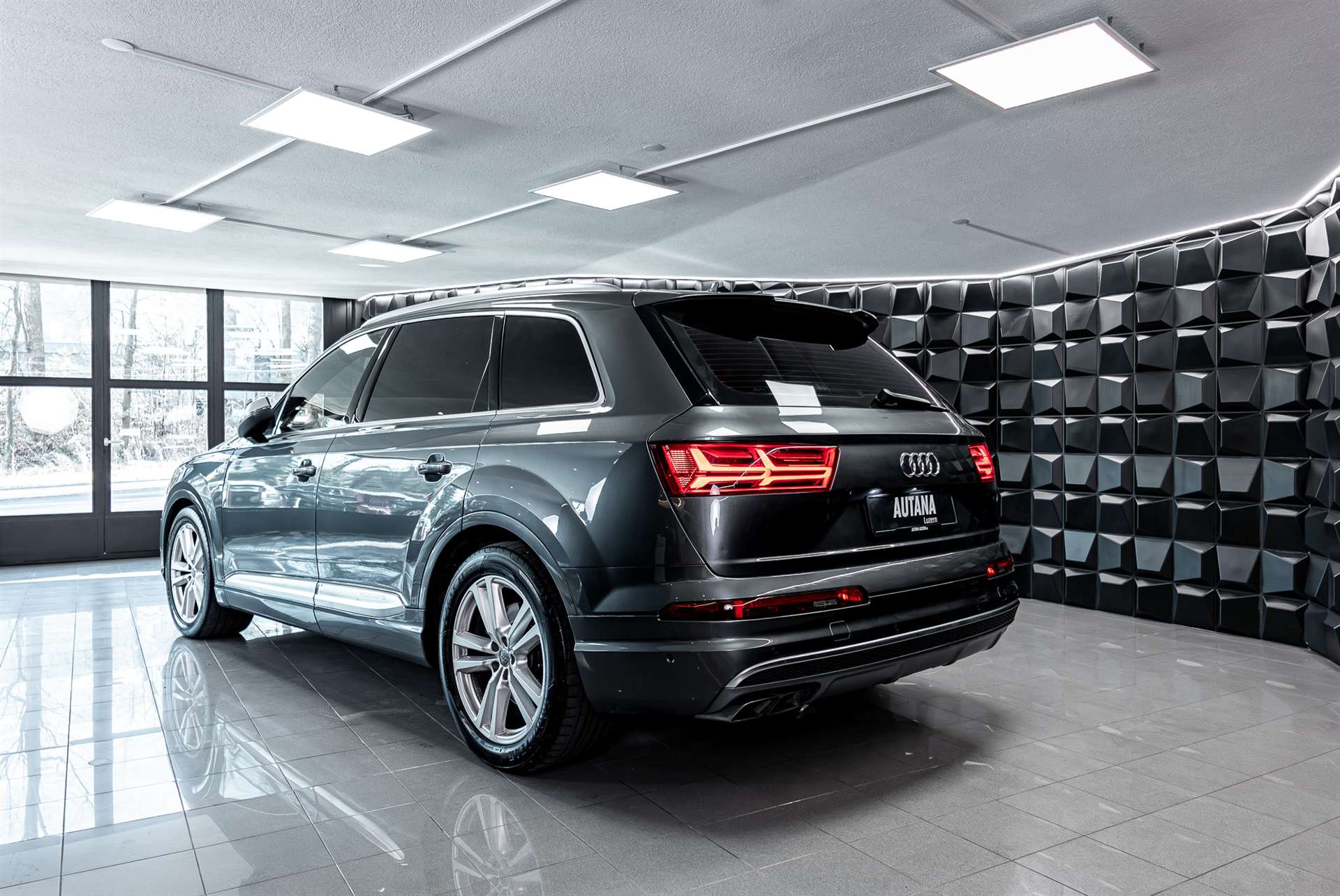 AUDI SQ7 4.0 TDI quattro tiptronic-image-2