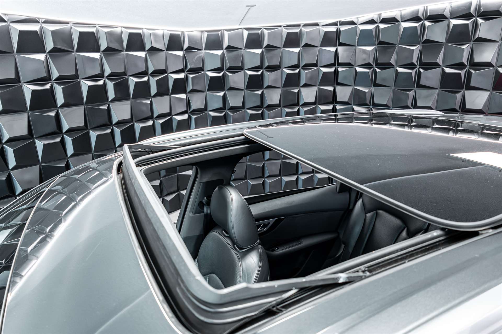 AUDI SQ7 4.0 TDI quattro tiptronic-image-28