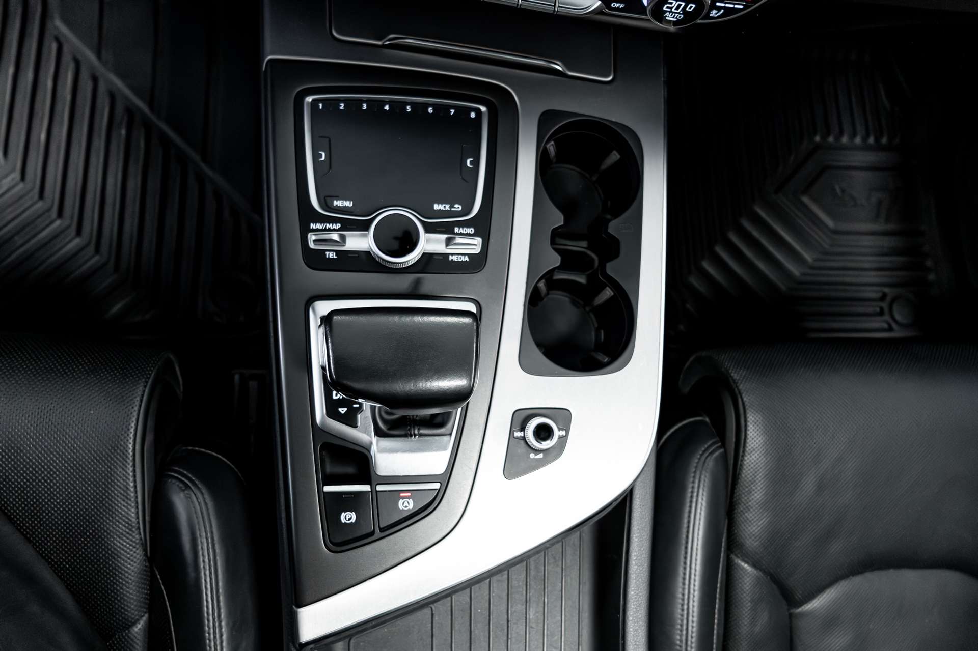 AUDI SQ7 4.0 TDI quattro tiptronic-image-20