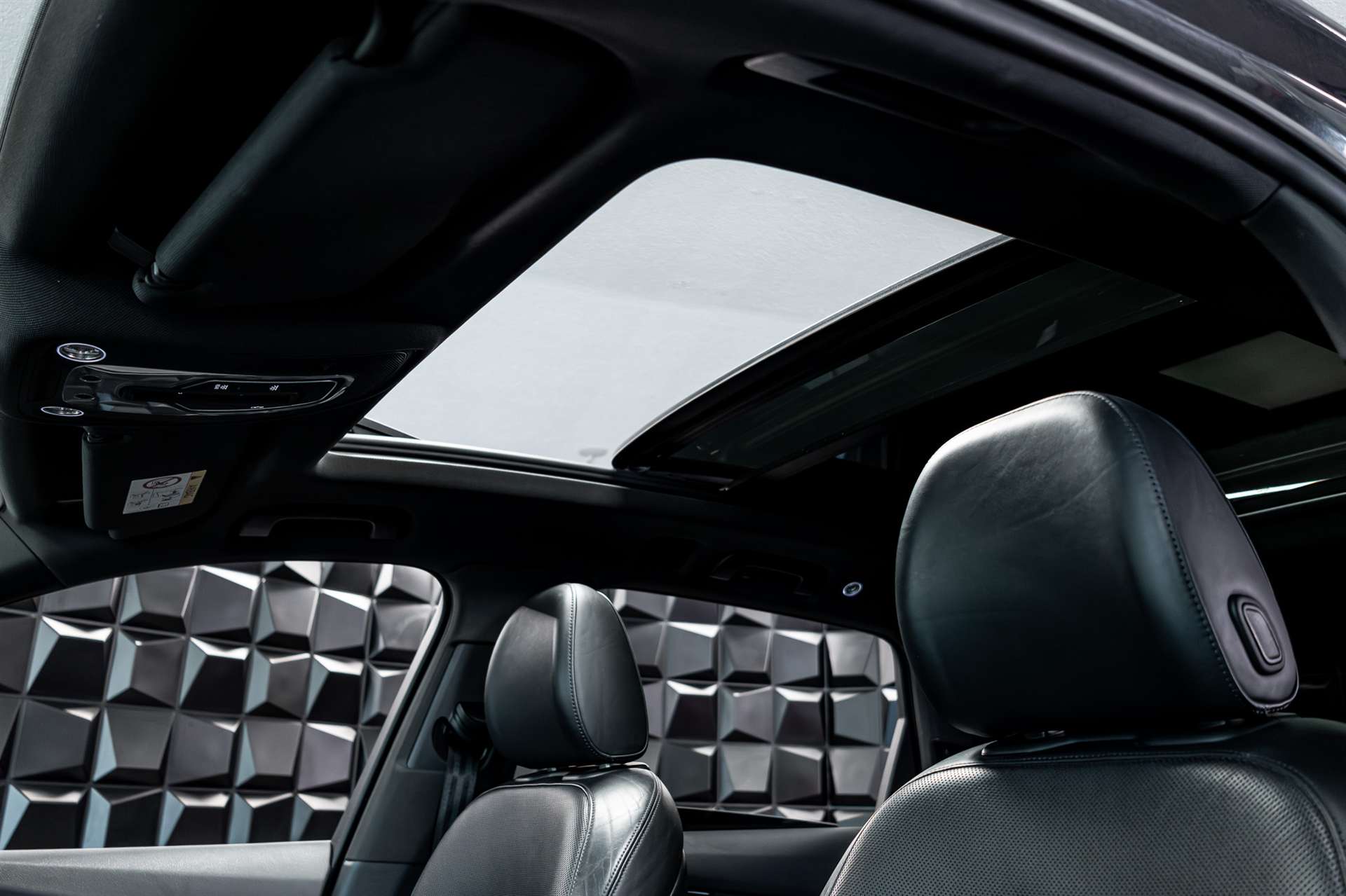 AUDI SQ7 4.0 TDI quattro tiptronic-image-15
