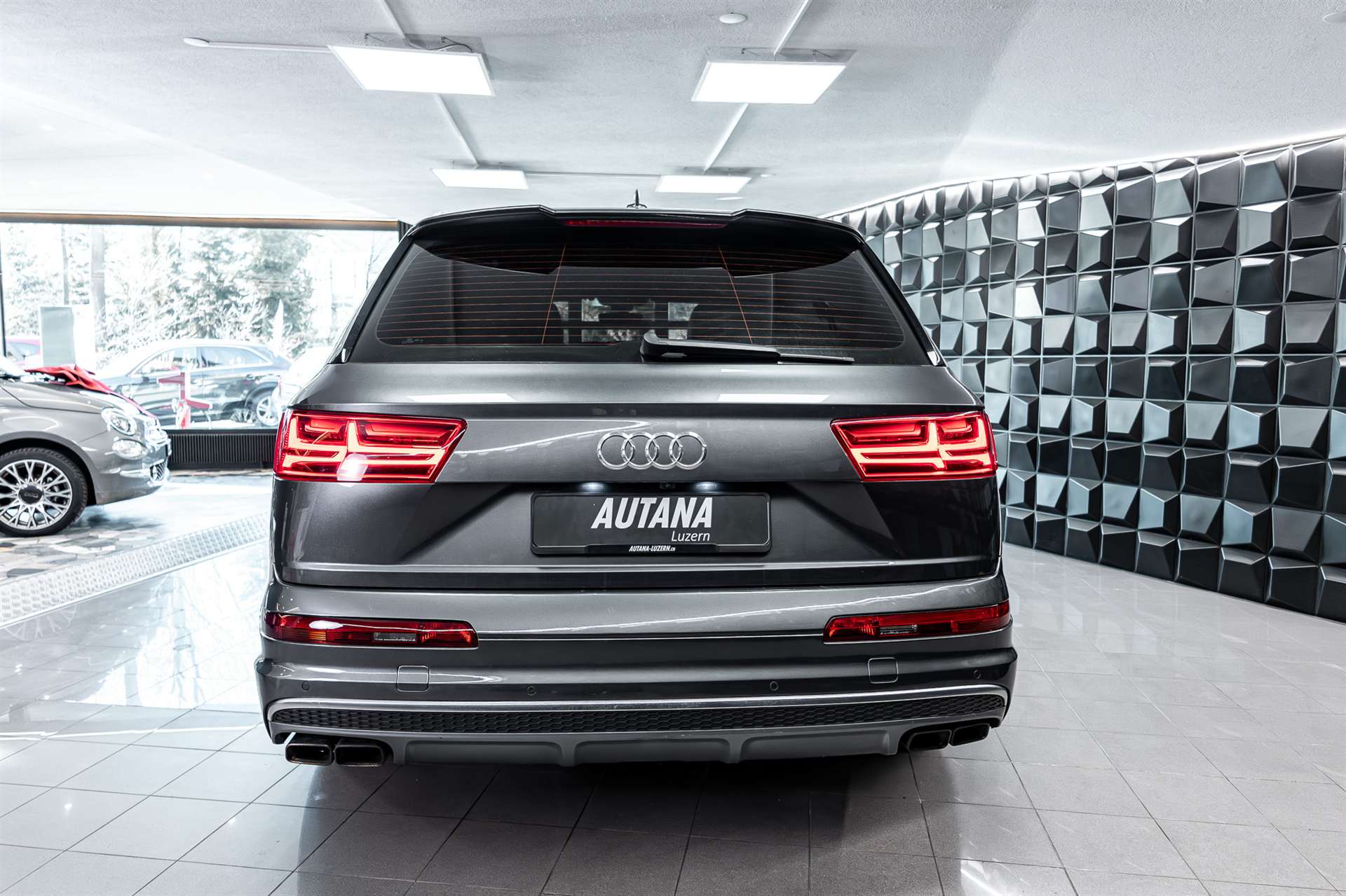AUDI SQ7 4.0 TDI quattro tiptronic-image-4