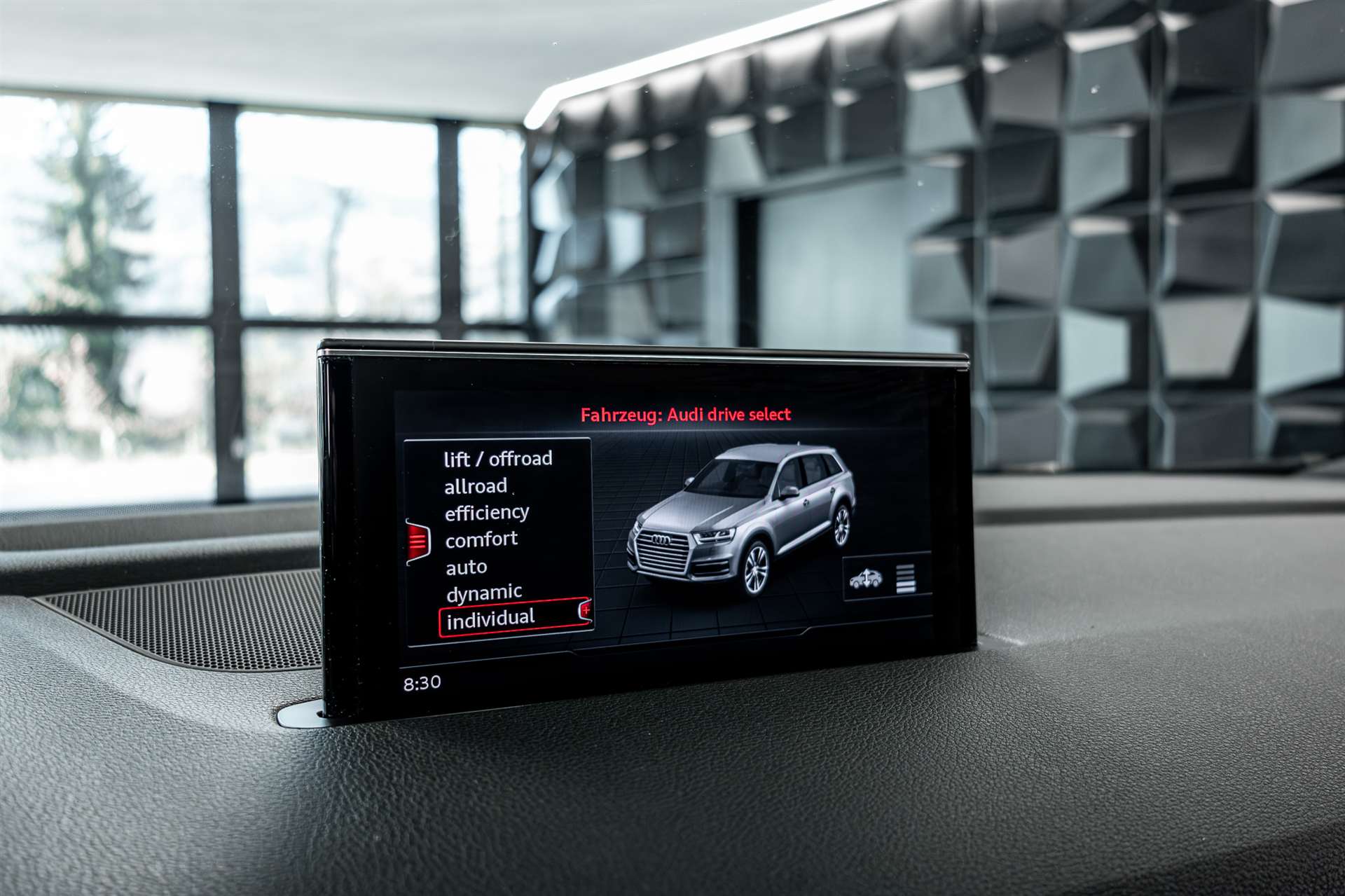 AUDI SQ7 4.0 TDI quattro tiptronic-image-16