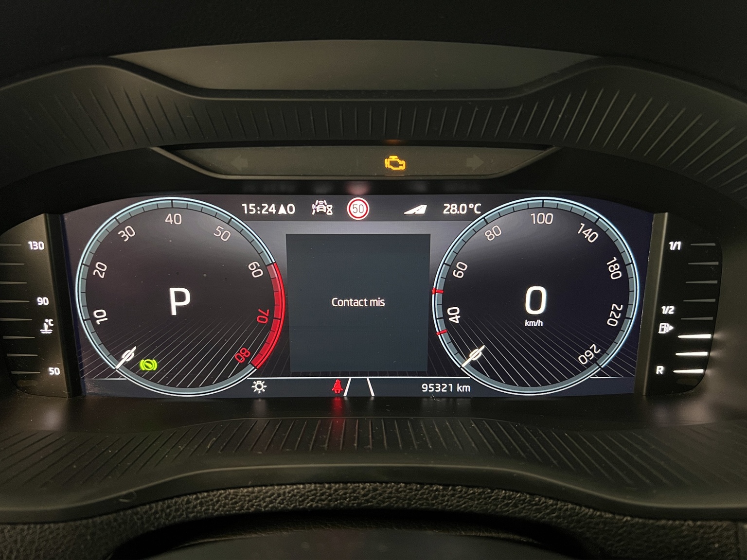 SKODA Karoq 2.0 TSI SportLine 4x4 DSG-image-7