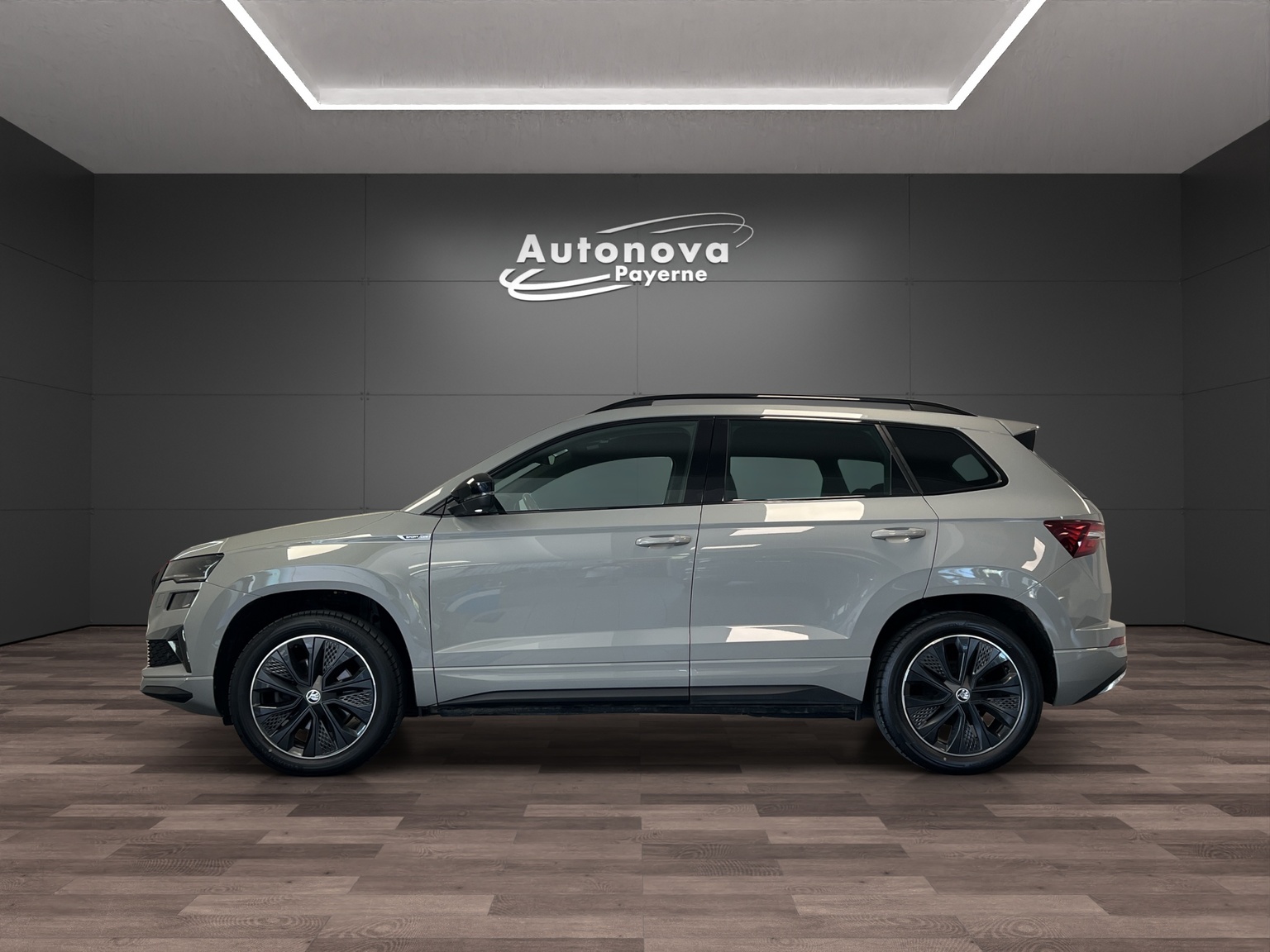 SKODA Karoq 2.0 TSI SportLine 4x4 DSG-image-2