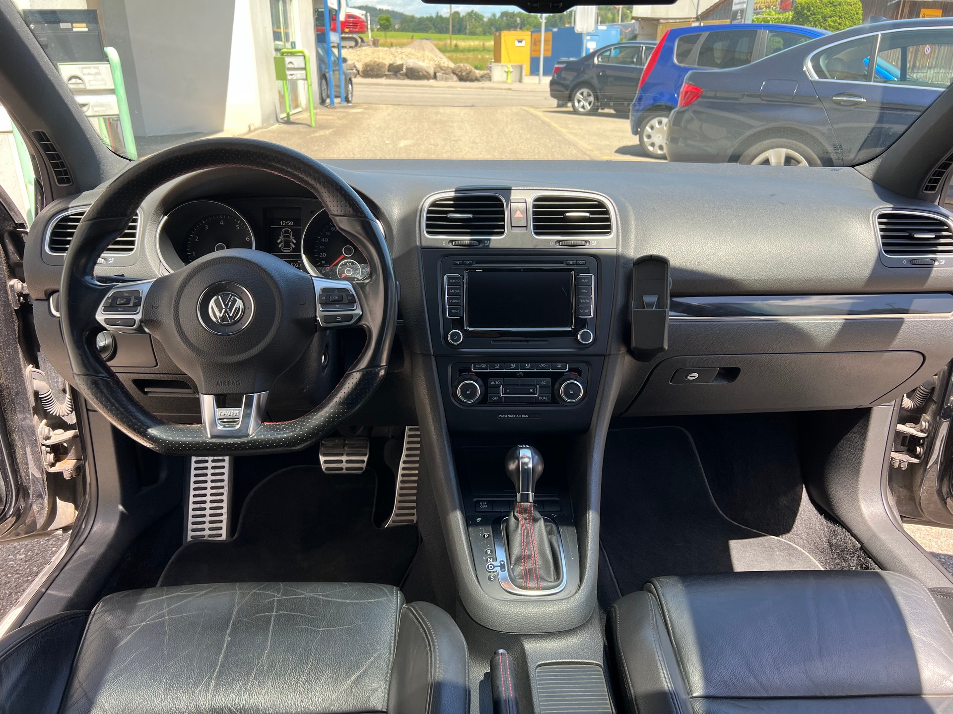 VW Golf 2.0 TSI GTI DSG-image-6