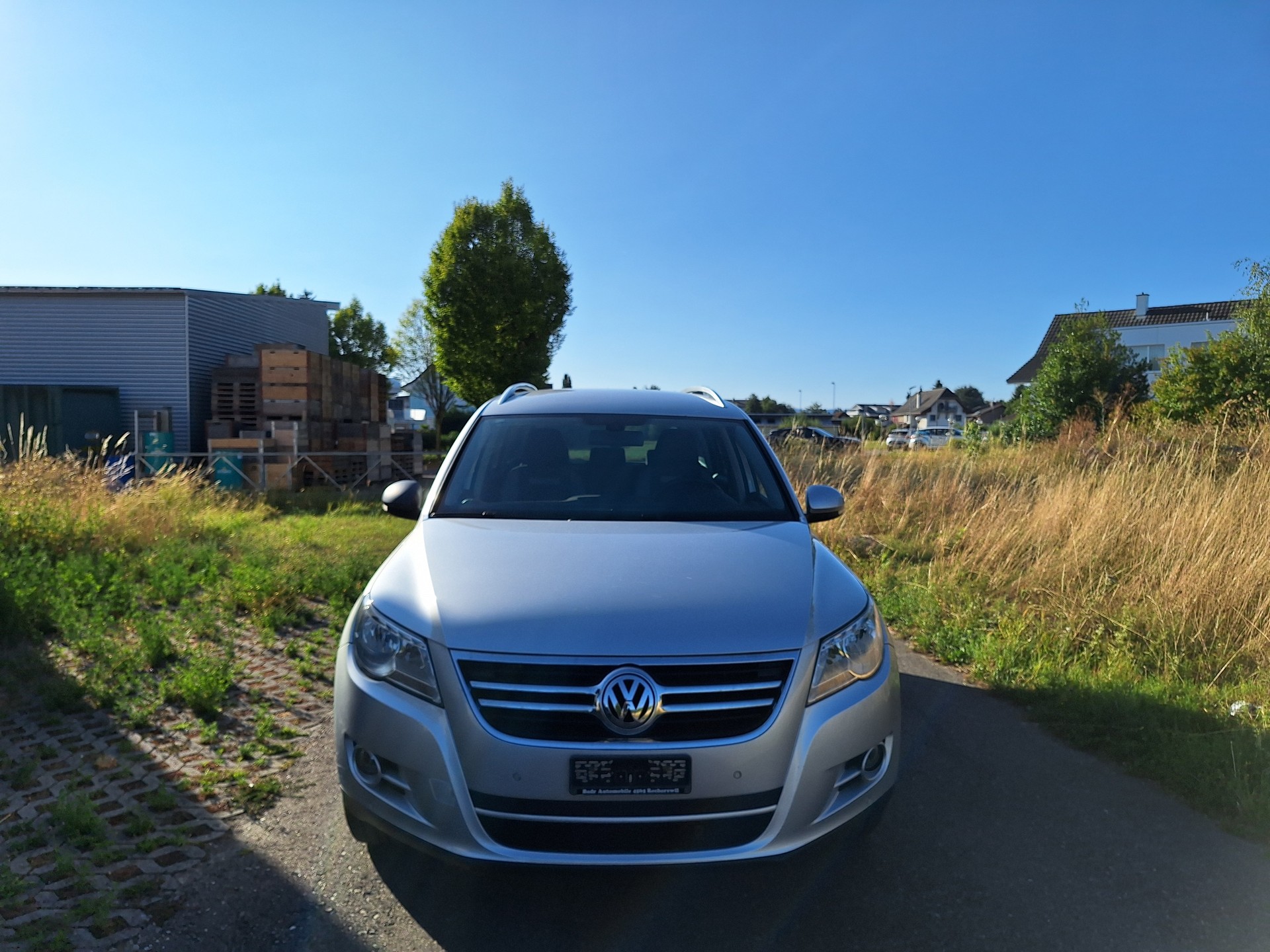 VW Tiguan 2.0 TDI Trend&Fun Tiptronic-image-2