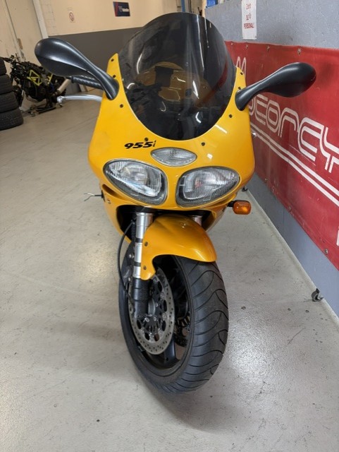 TRIUMPH Daytona 950 T595-image-1