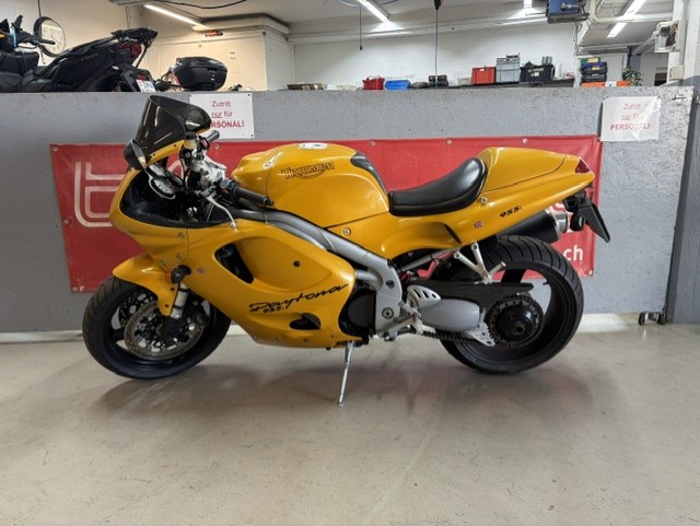 TRIUMPH Daytona 950 T595-image-2