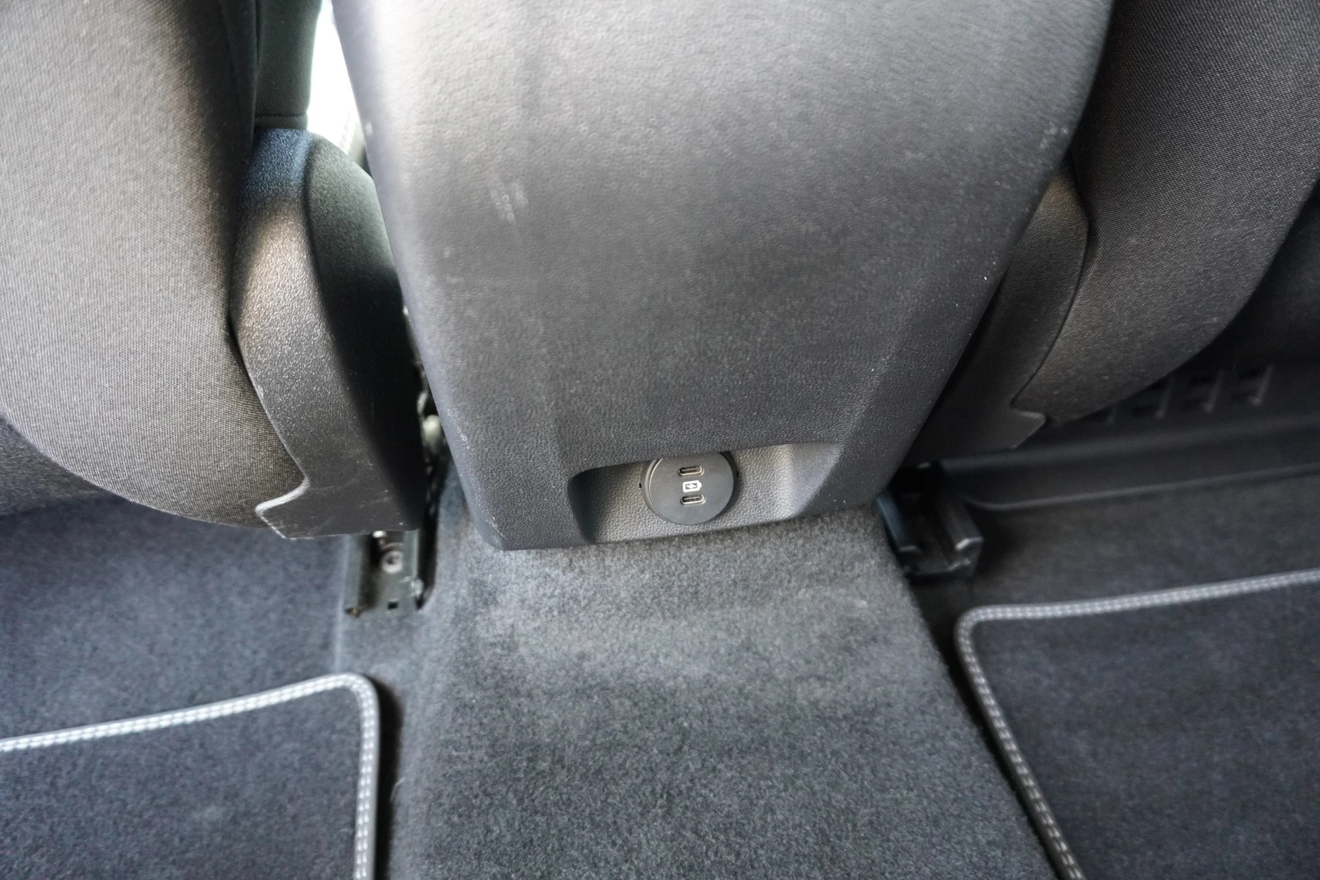 FORD Focus 1.0 MHEV Titanium X Automat-image-13