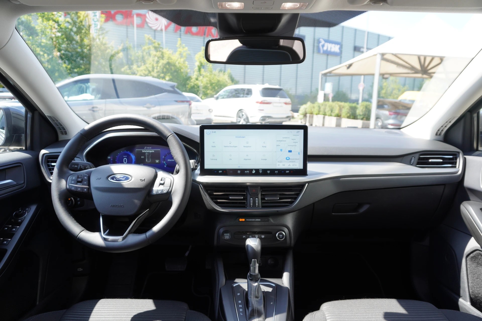 FORD Focus 1.0 MHEV Titanium X Automat-image-14
