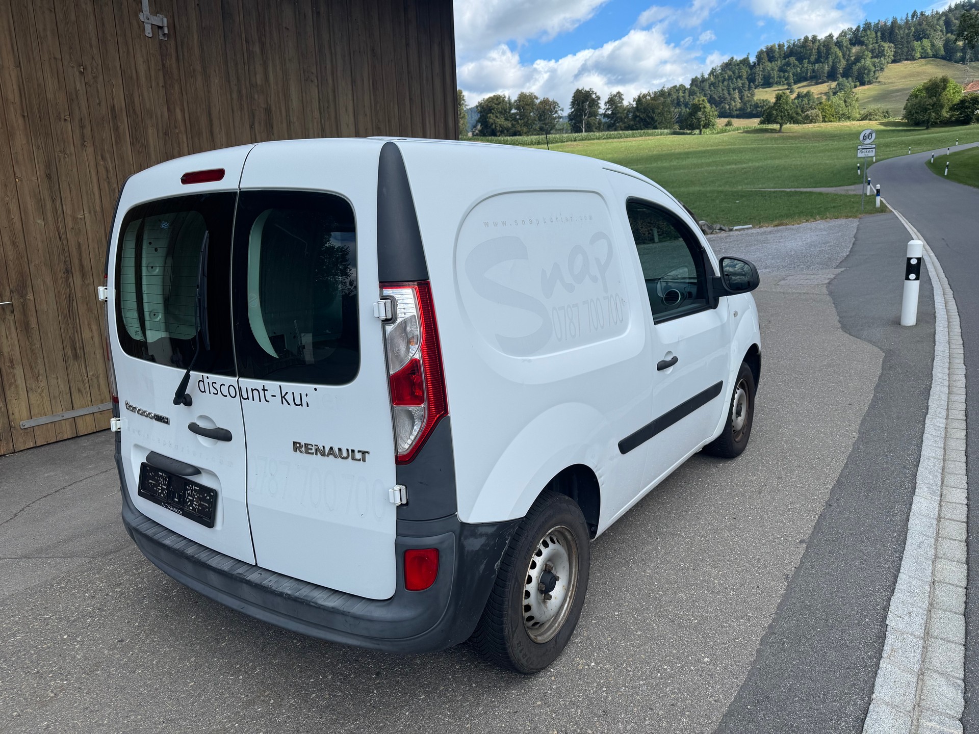 RENAULT Kangoo Compact 1.5 dCi 75 Access-image-3