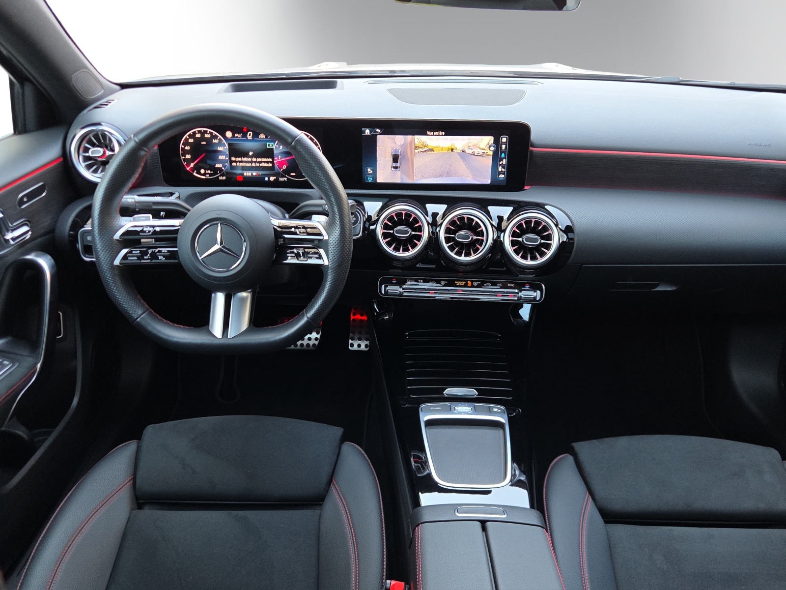 MERCEDES-BENZ A 220 Berline 4Matic 8G-DCT-image-10