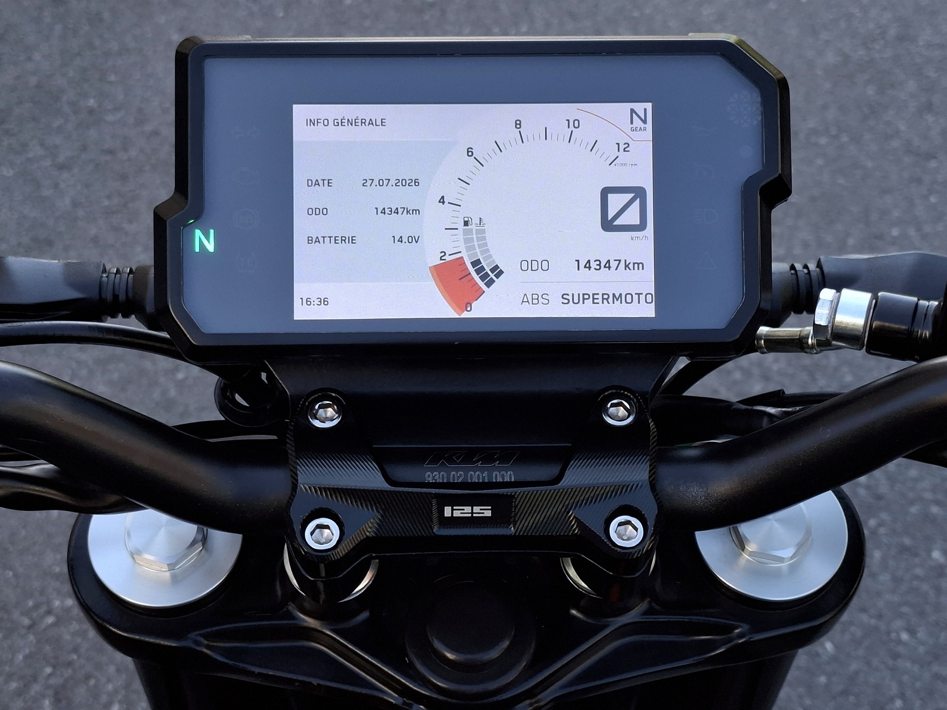 KTM 125 Duke-image-6
