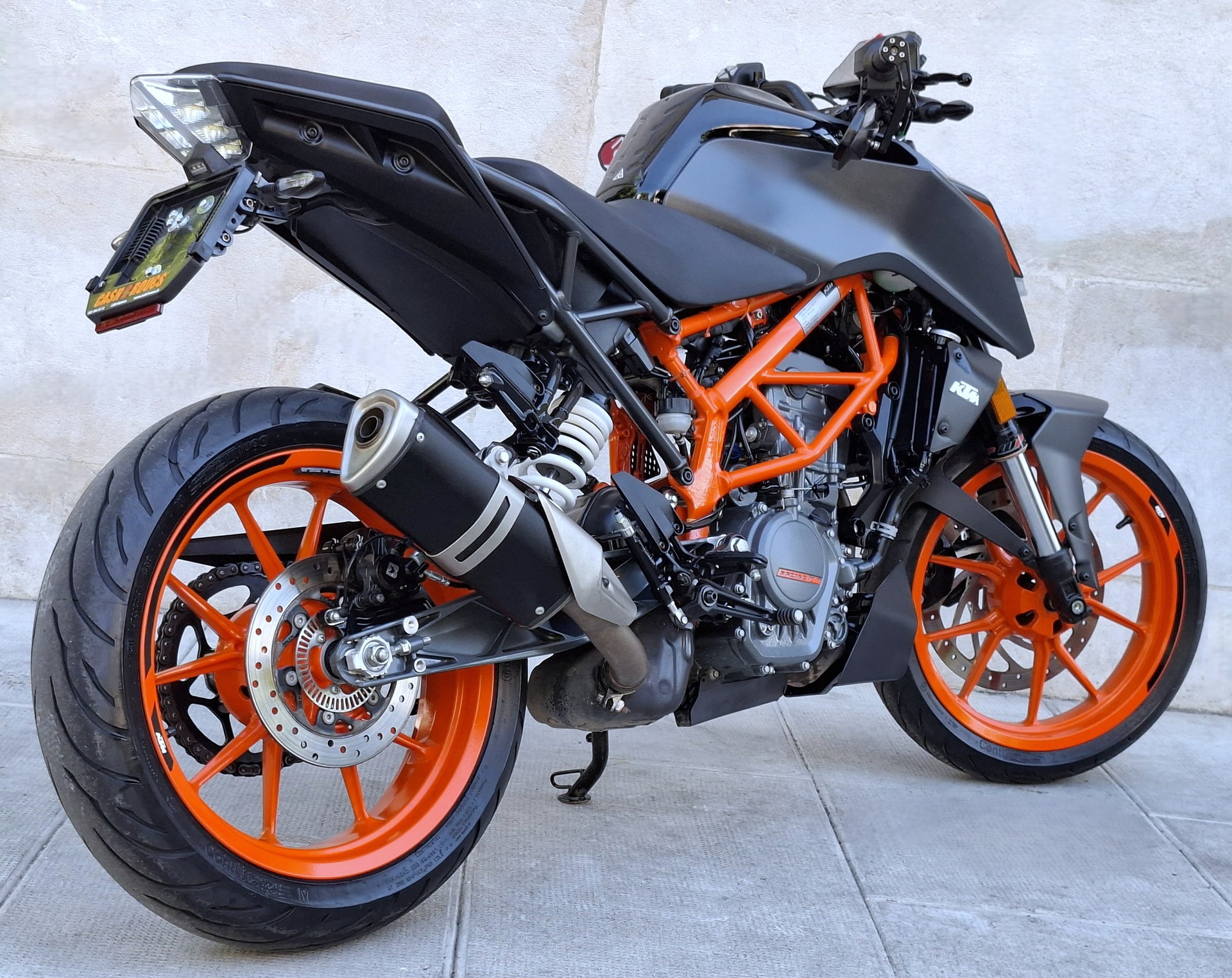 KTM 125 Duke-image-4
