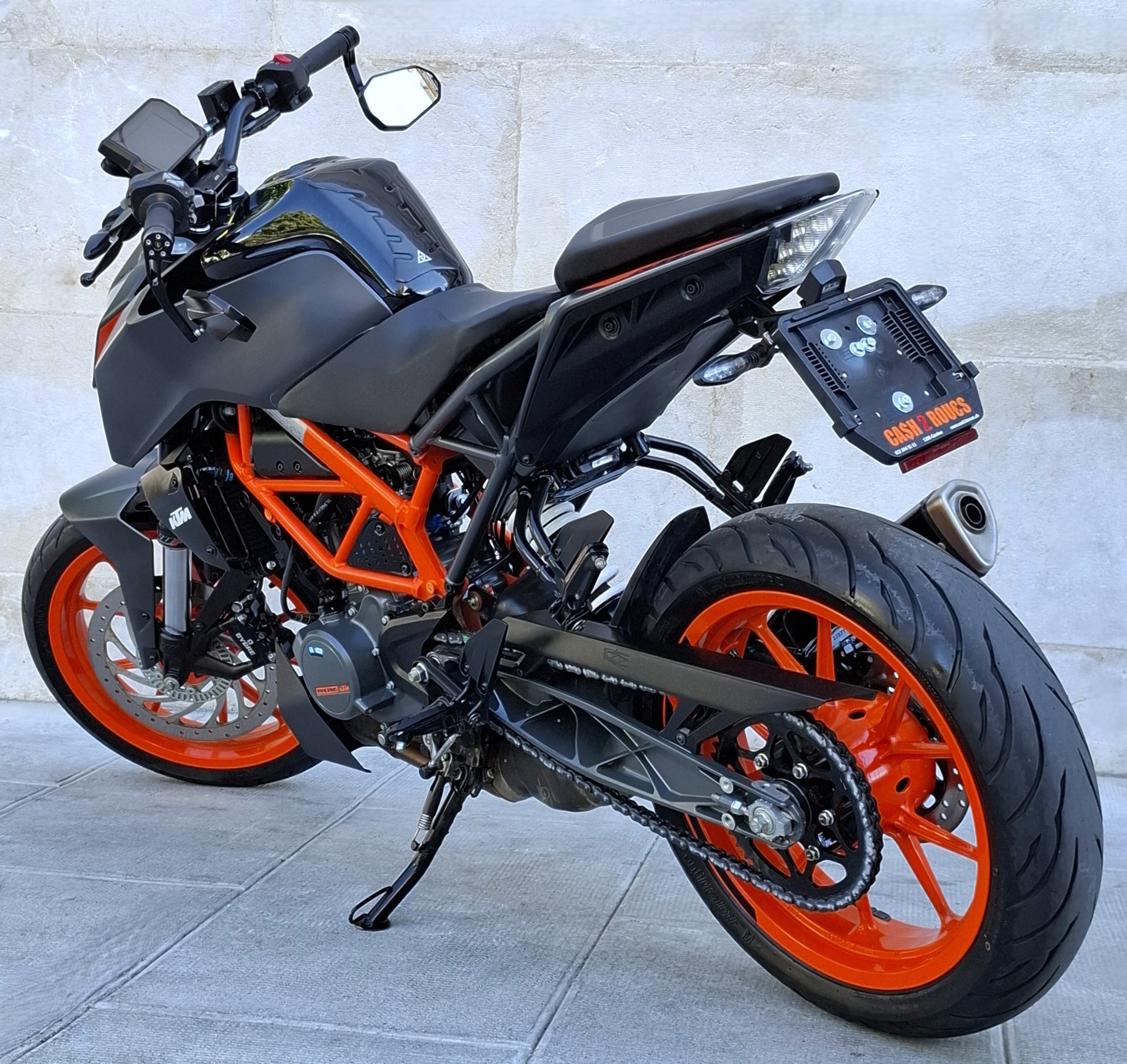 KTM 125 Duke-image-5