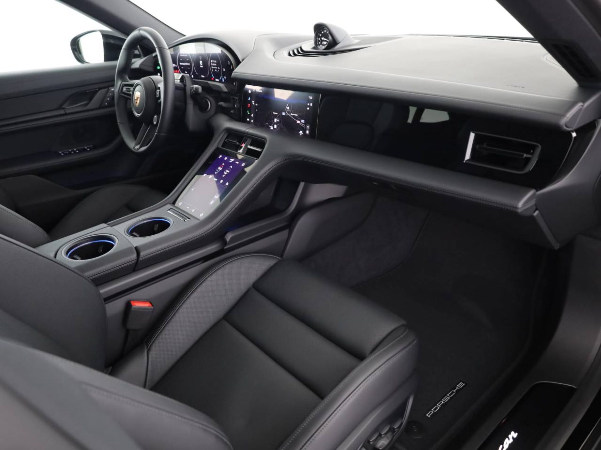 PORSCHE Taycan Sport Turismo Black Edition-image-11