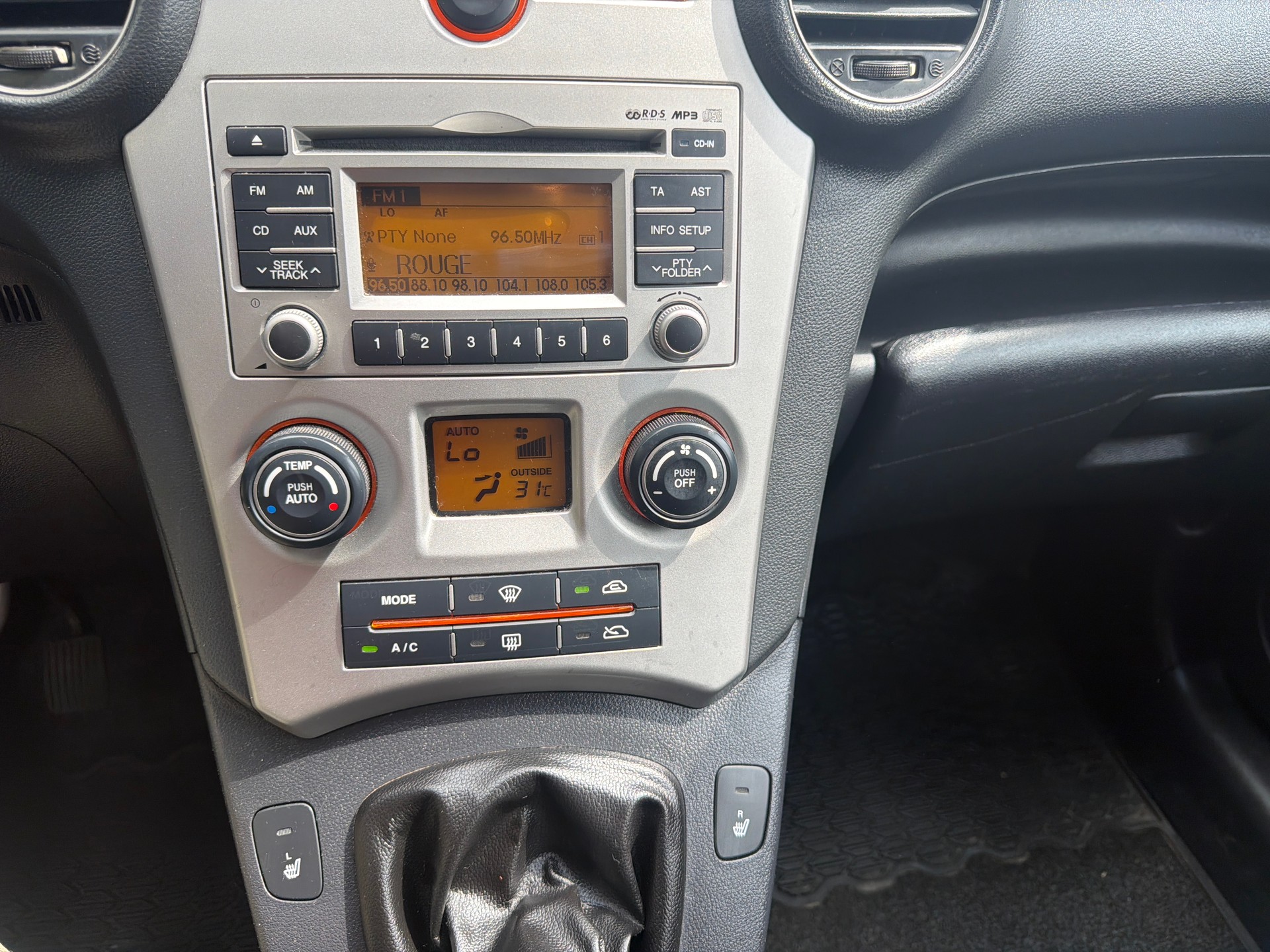 KIA Carens 2.0 CVVT Trend ** 07x Sitzplätze ** Klima-auto ** Sitzheizung ** 12x Airbag ** Letzte MFK 20.03.2024-image-8