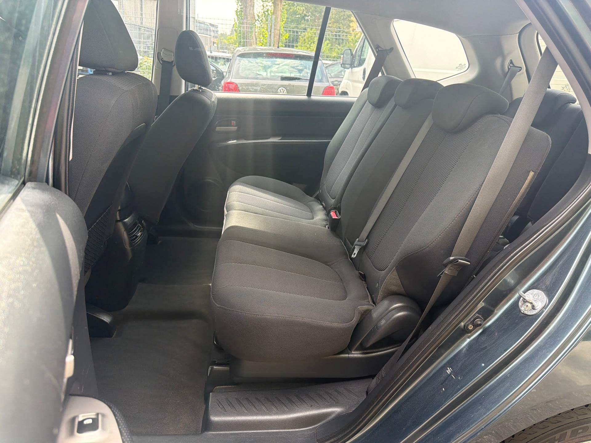 KIA Carens 2.0 CVVT Trend ** 07x Sitzplätze ** Klima-auto ** Sitzheizung ** 12x Airbag ** Letzte MFK 20.03.2024-image-6