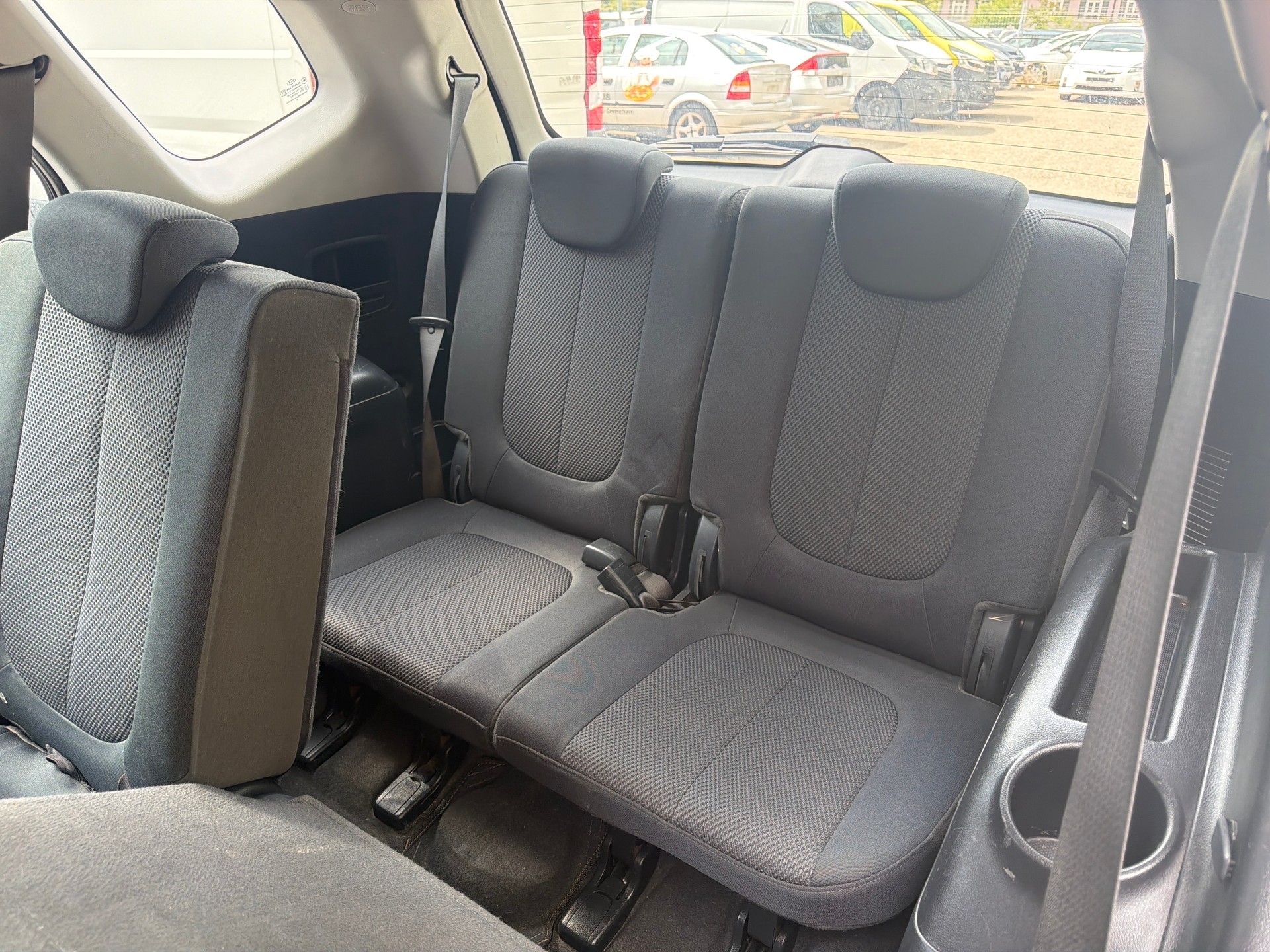 KIA Carens 2.0 CVVT Trend ** 07x Sitzplätze ** Klima-auto ** Sitzheizung ** 12x Airbag ** Letzte MFK 20.03.2024-image-7