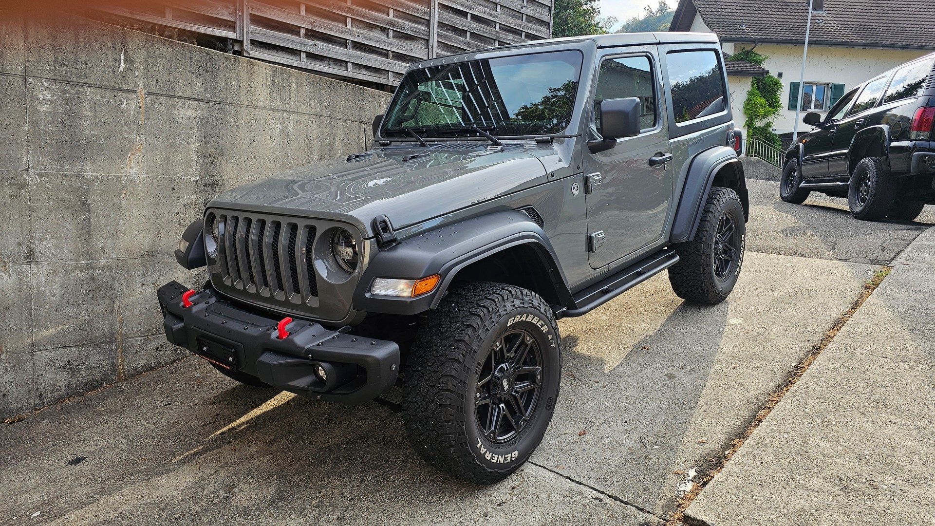 JEEP Wrangler 2.0 Unlimited Sport Automatic-image-3