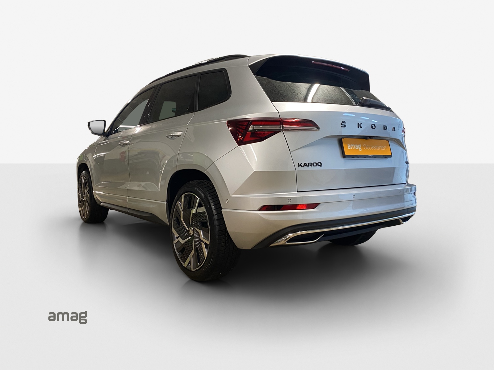 SKODA Karoq 2.0 TSI SportLine 4x4 DSG-image-2