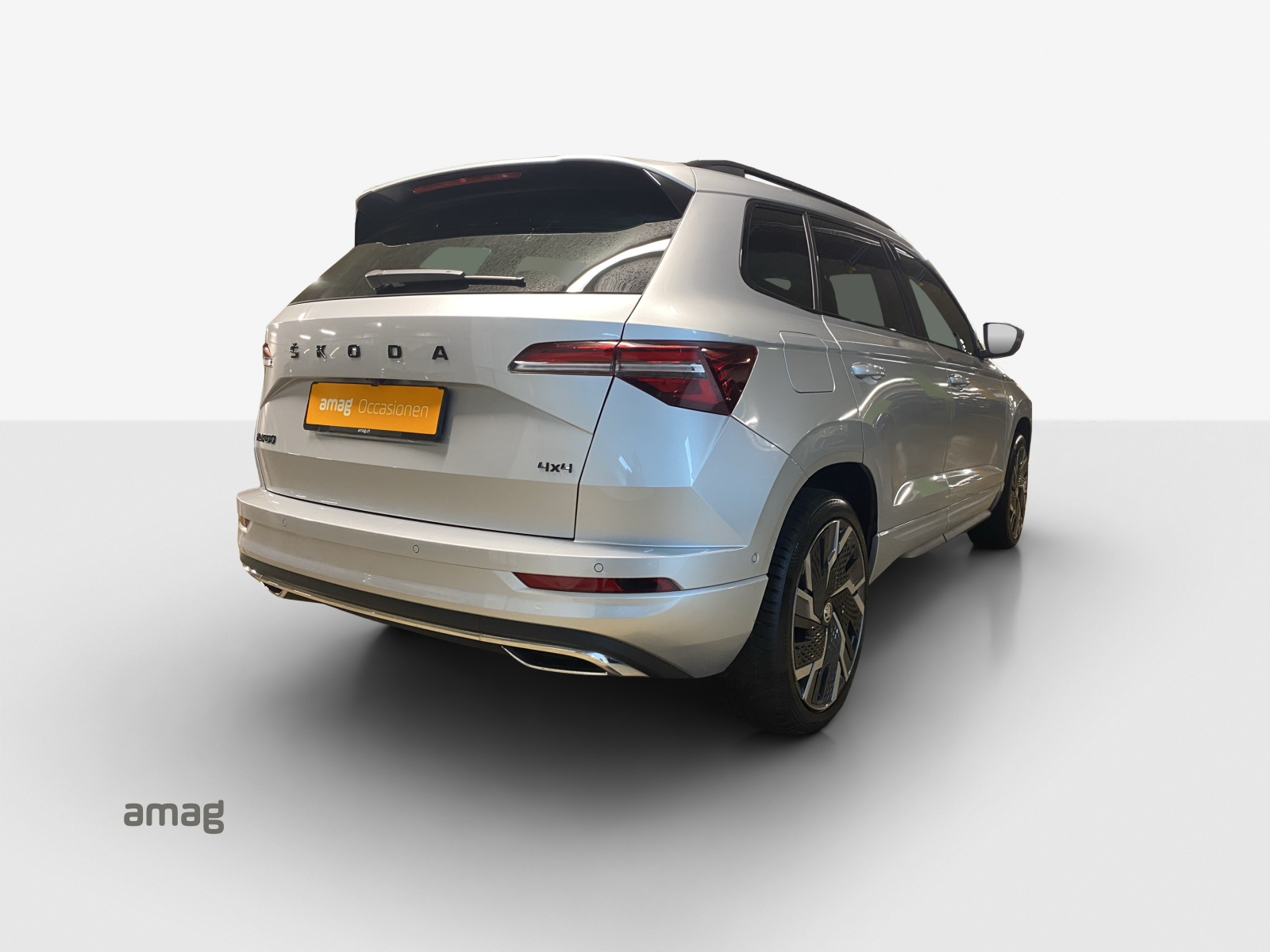 SKODA Karoq 2.0 TSI SportLine 4x4 DSG-image-4