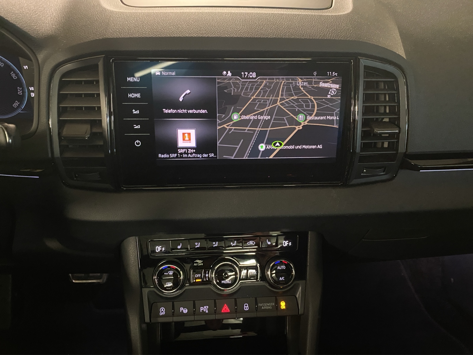 SKODA Karoq 2.0 TSI SportLine 4x4 DSG-image-10