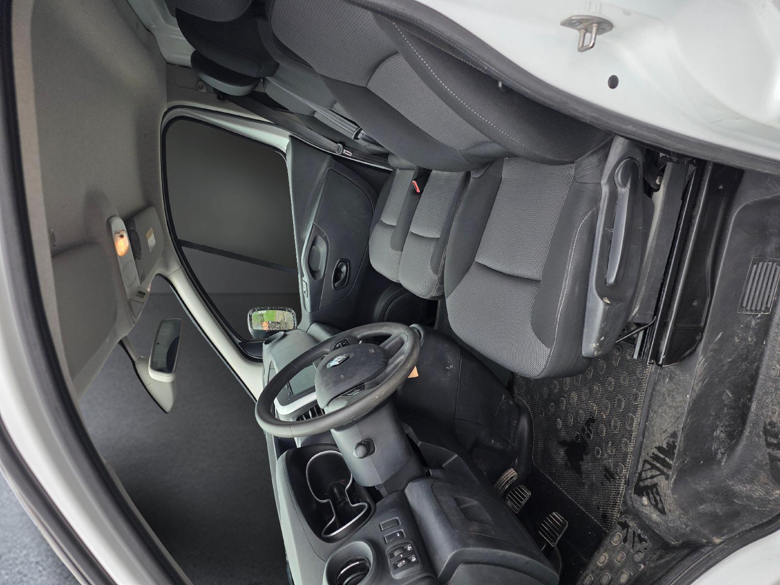 RENAULT Trafic Kaw. 2.8 t L1 H1 2.0 dCi 120 Business-image-5
