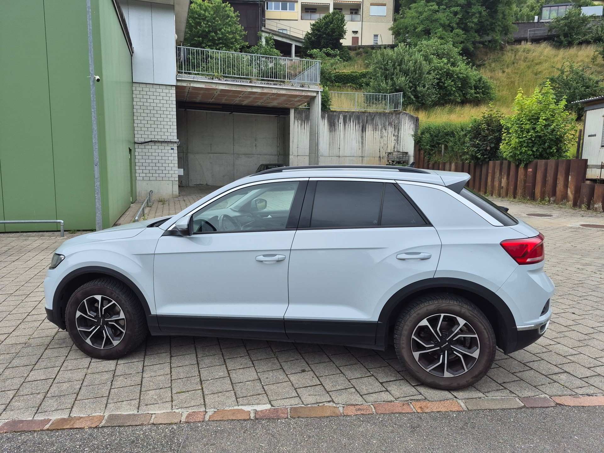 VW T-Roc 2.0 TDI SCR Advance DSG 4Motion-image-6