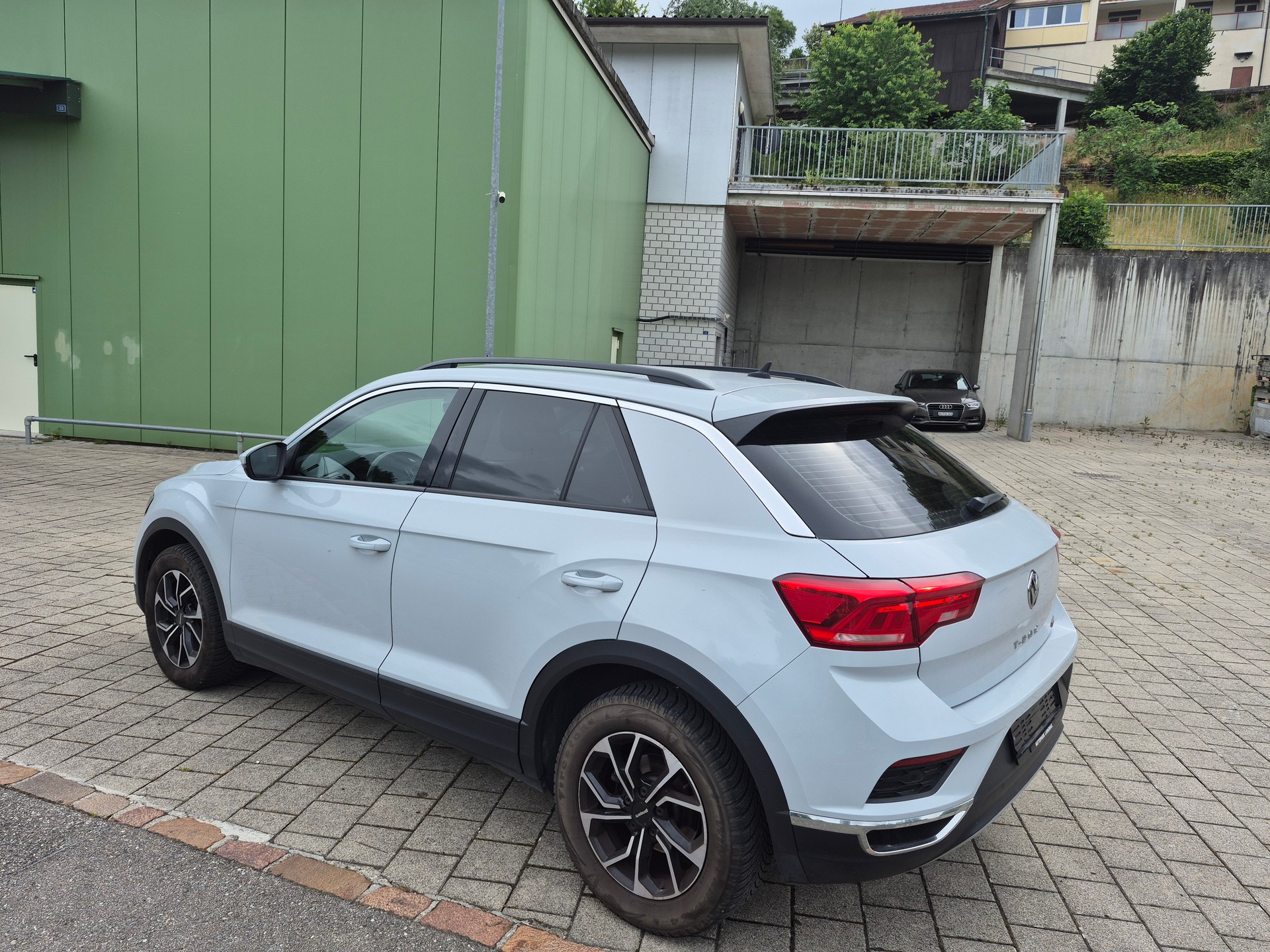 VW T-Roc 2.0 TDI SCR Advance DSG 4Motion-image-5