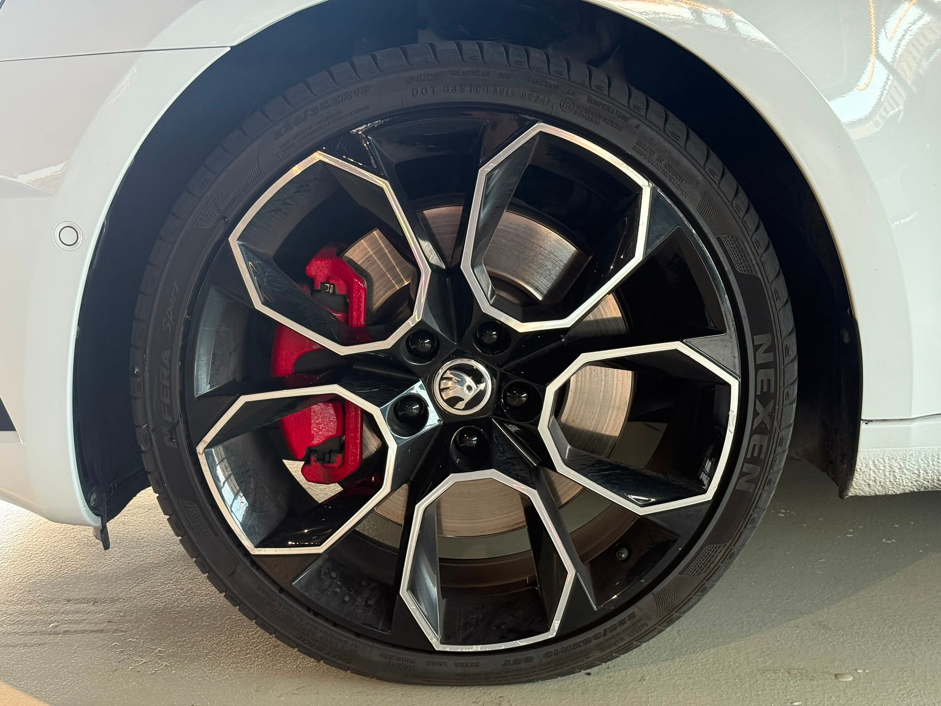 SKODA Octavia Combi 2.0 TSI RS DSG-image-28