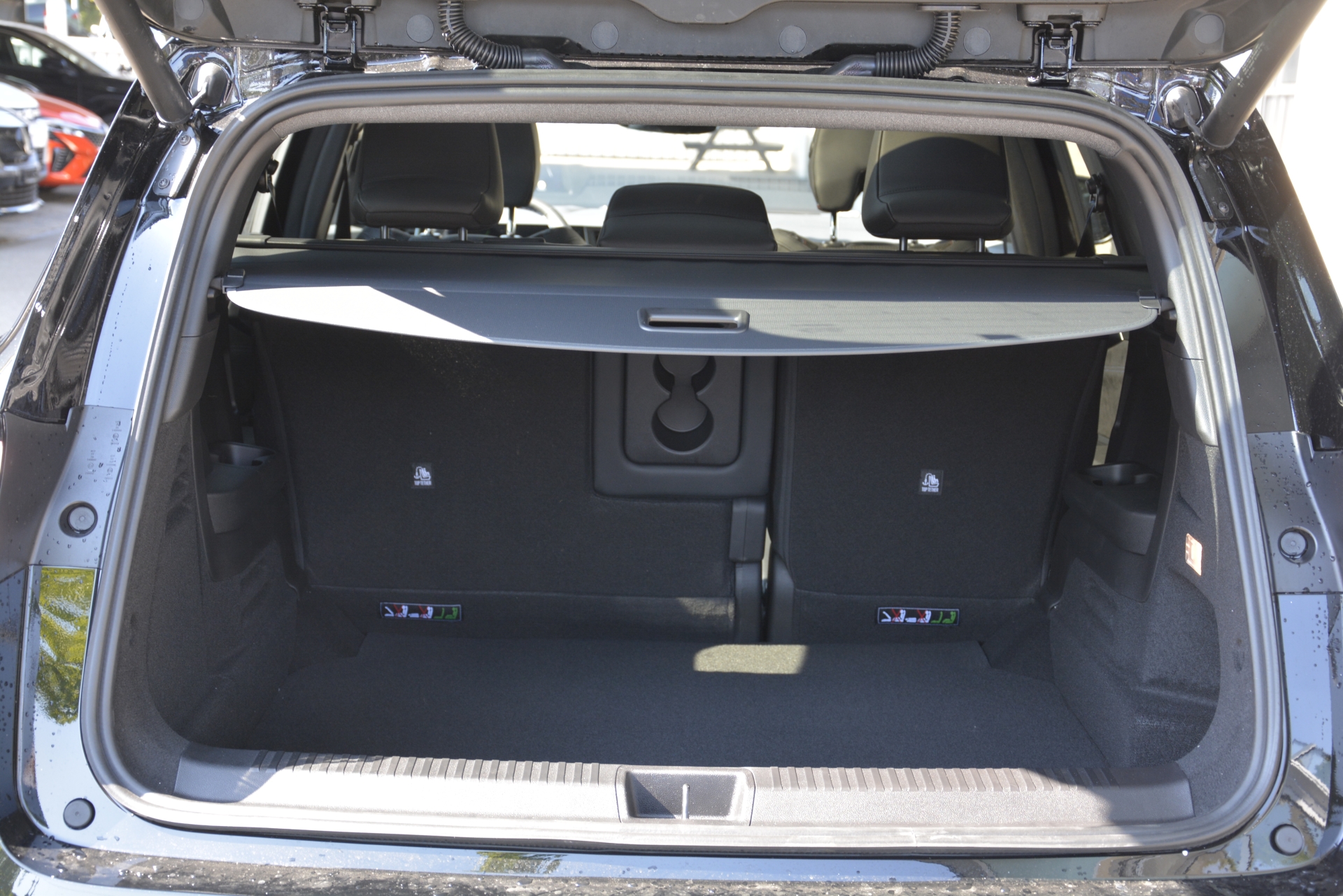RENAULT Espace Full Hybrid E-Tech esprit Alpine full hybrid E-Tech 200 - 5 Seater-image-8