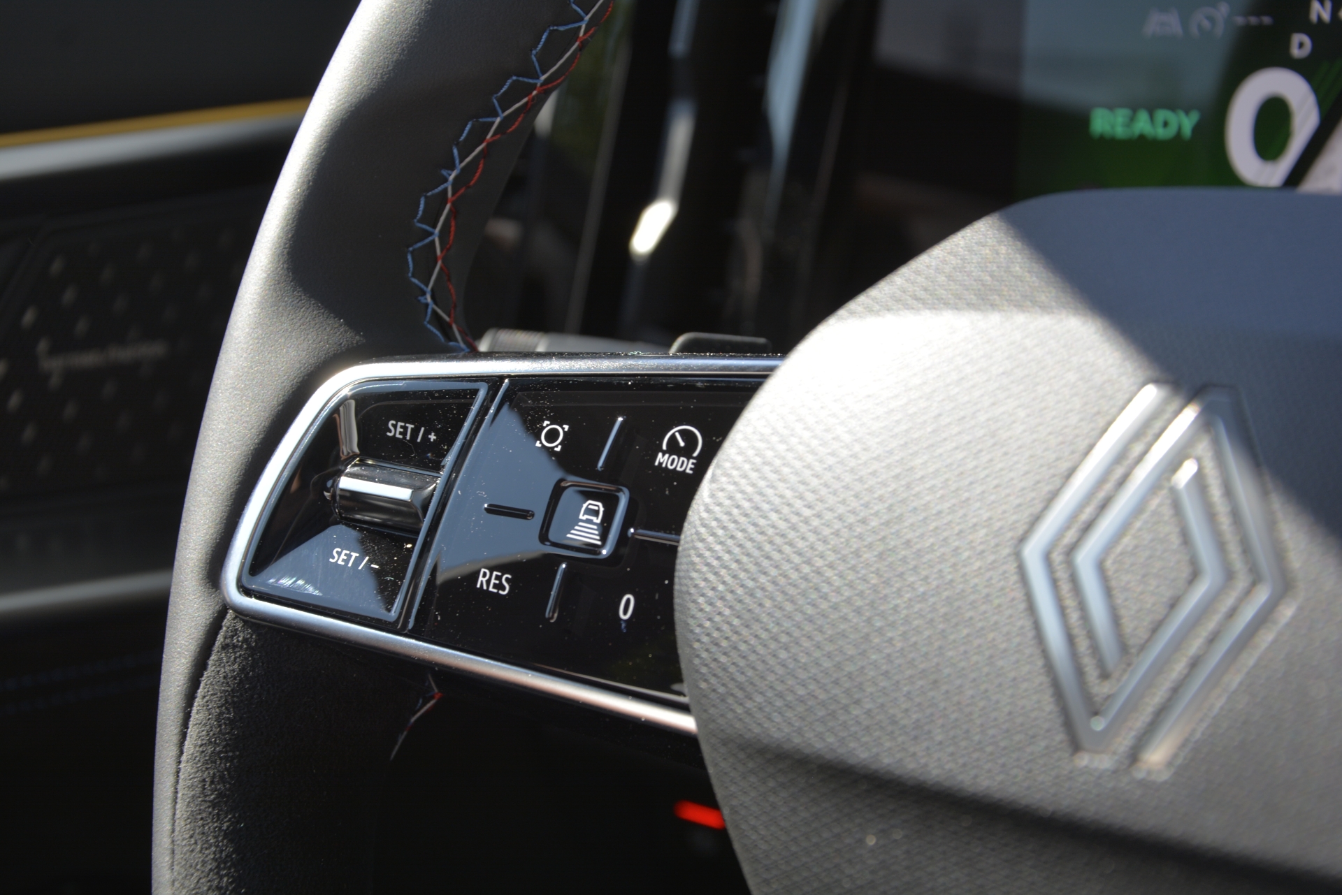 RENAULT Espace Full Hybrid E-Tech esprit Alpine full hybrid E-Tech 200 - 5 Seater-image-12