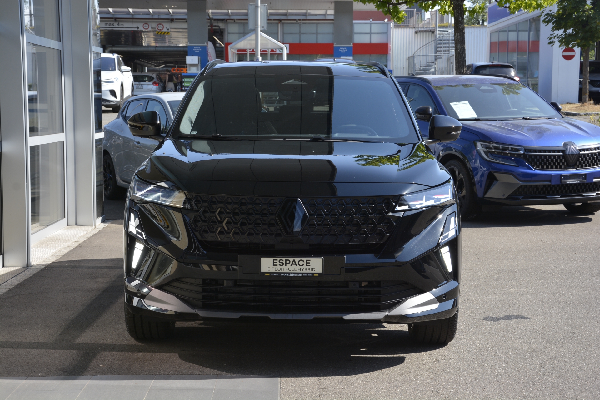 RENAULT Espace Full Hybrid E-Tech esprit Alpine full hybrid E-Tech 200 - 5 Seater-image-1