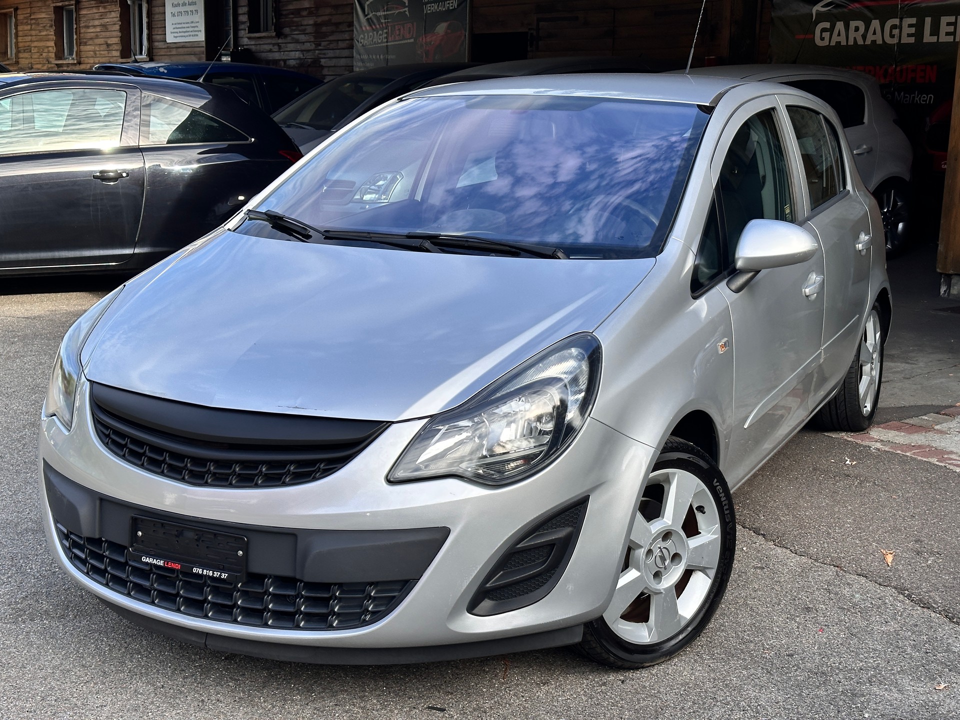 OPEL Corsa 1.4 TP Enjoy-image-13