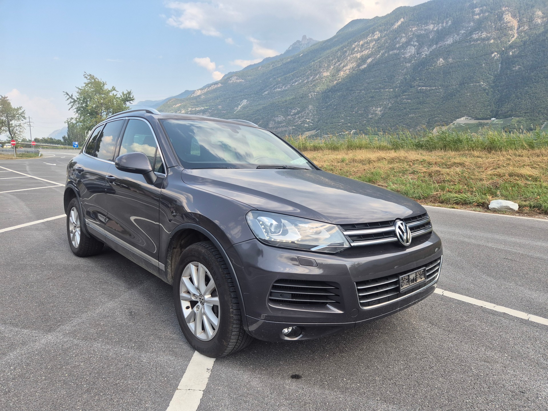 VW Touareg 3.0 TDI BlueMotion Technology Tiptronic-image-0