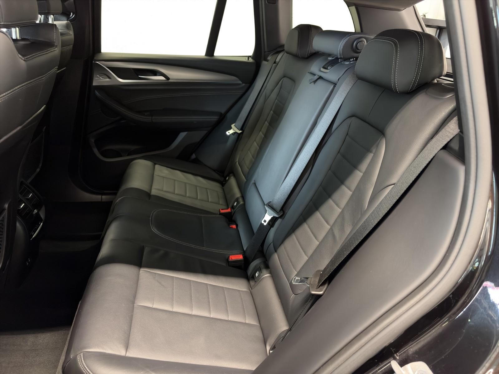BMW X3 30e xDrive-image-13
