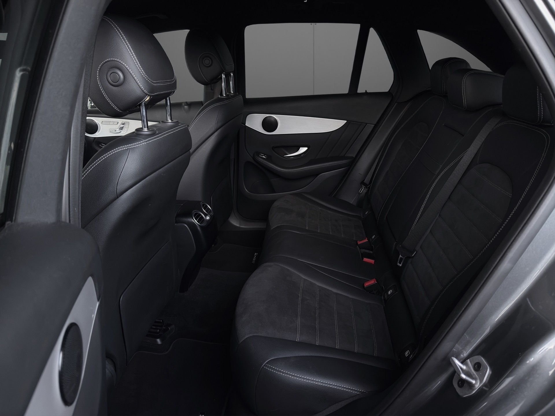 MERCEDES-BENZ GLC 220 d AMG Line 4Matic 9G-Tronic-image-8