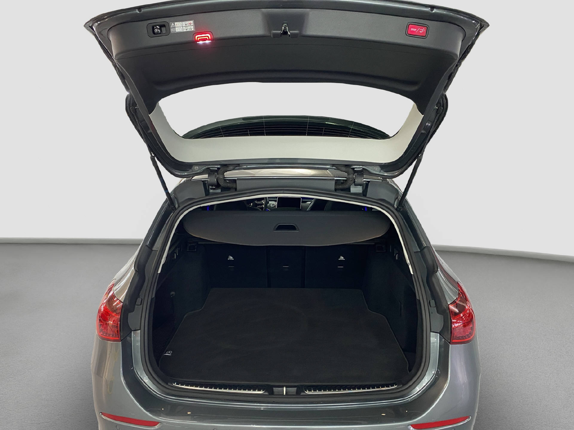 MERCEDES-BENZ C 200 AMG Line 4MATIC-image-14