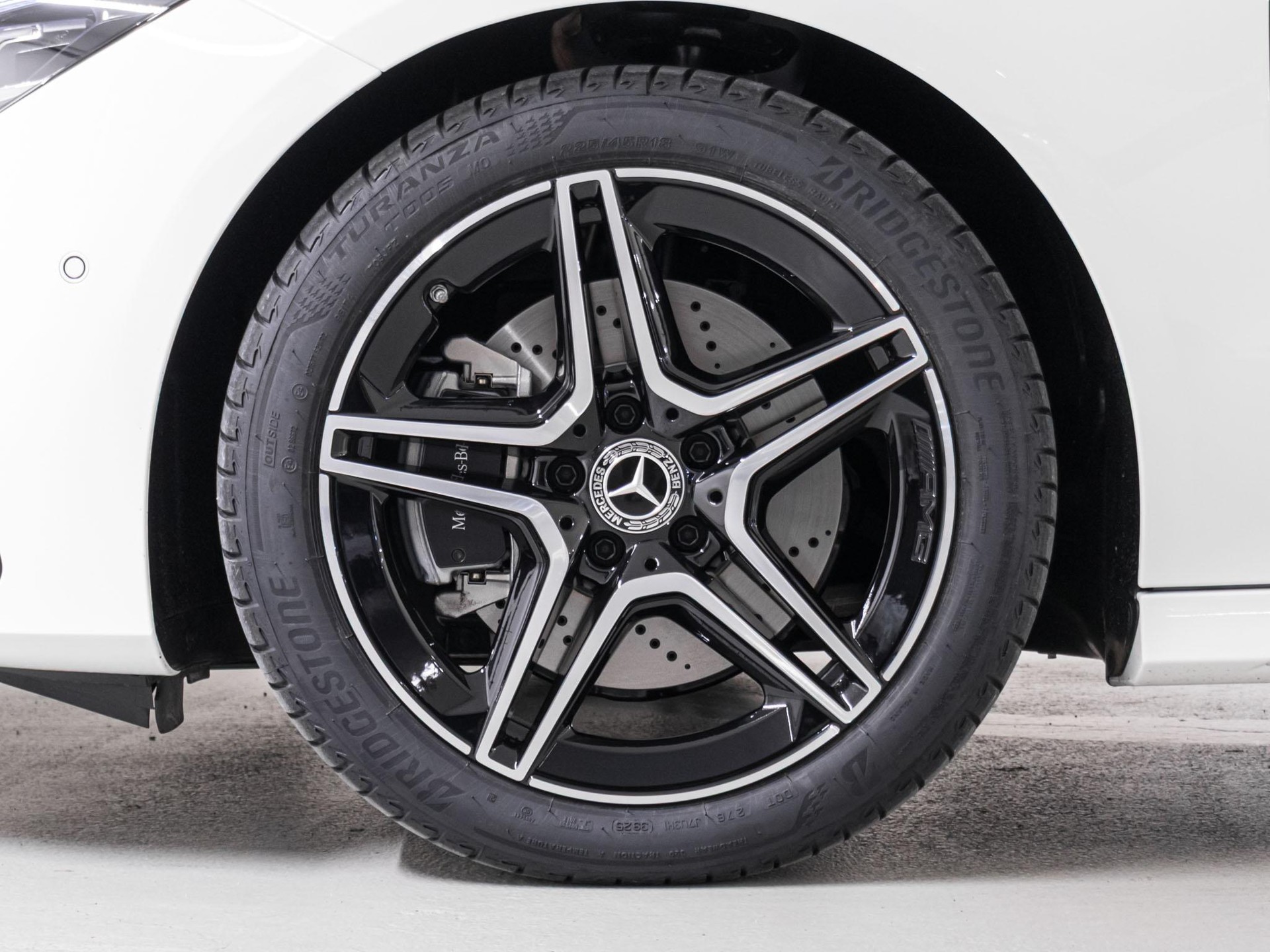 MERCEDES-BENZ CLA 220 d SB-image-14
