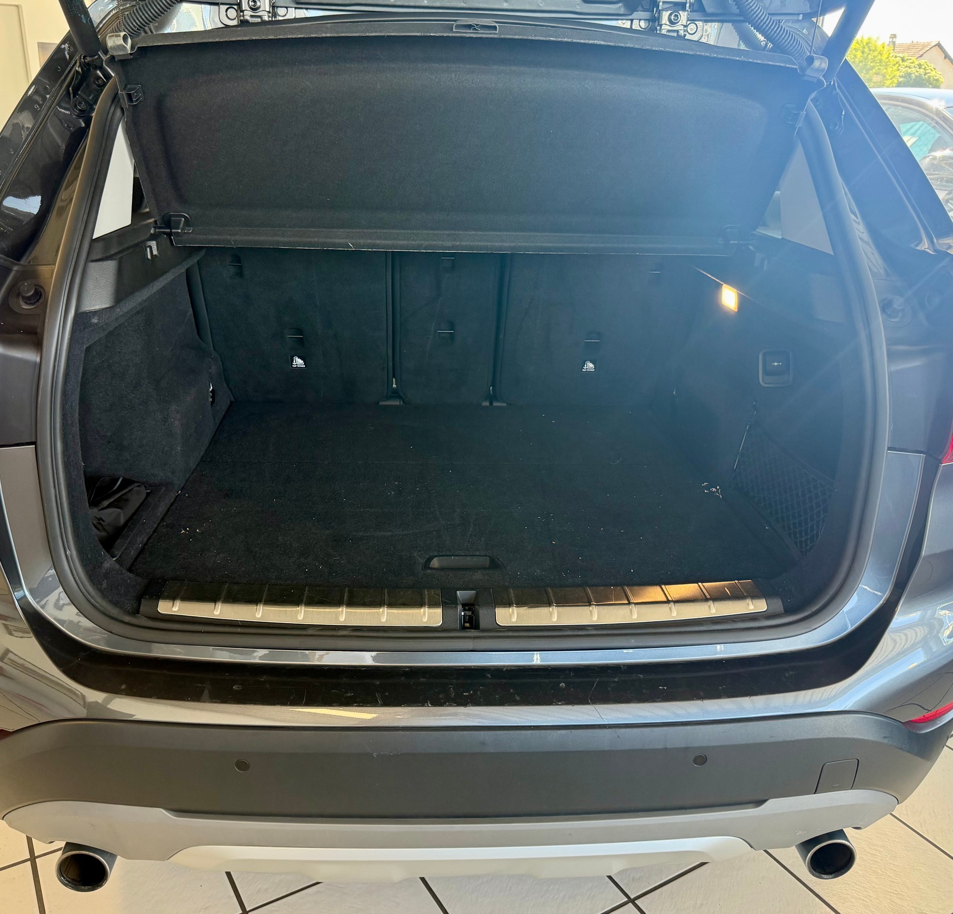 BMW X1 xDrive 20i xLine Steptronic-image-22