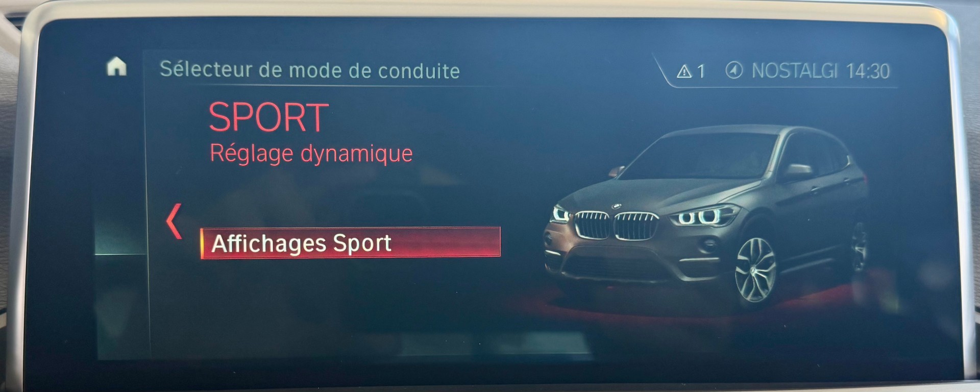 BMW X1 xDrive 20i xLine Steptronic-image-19