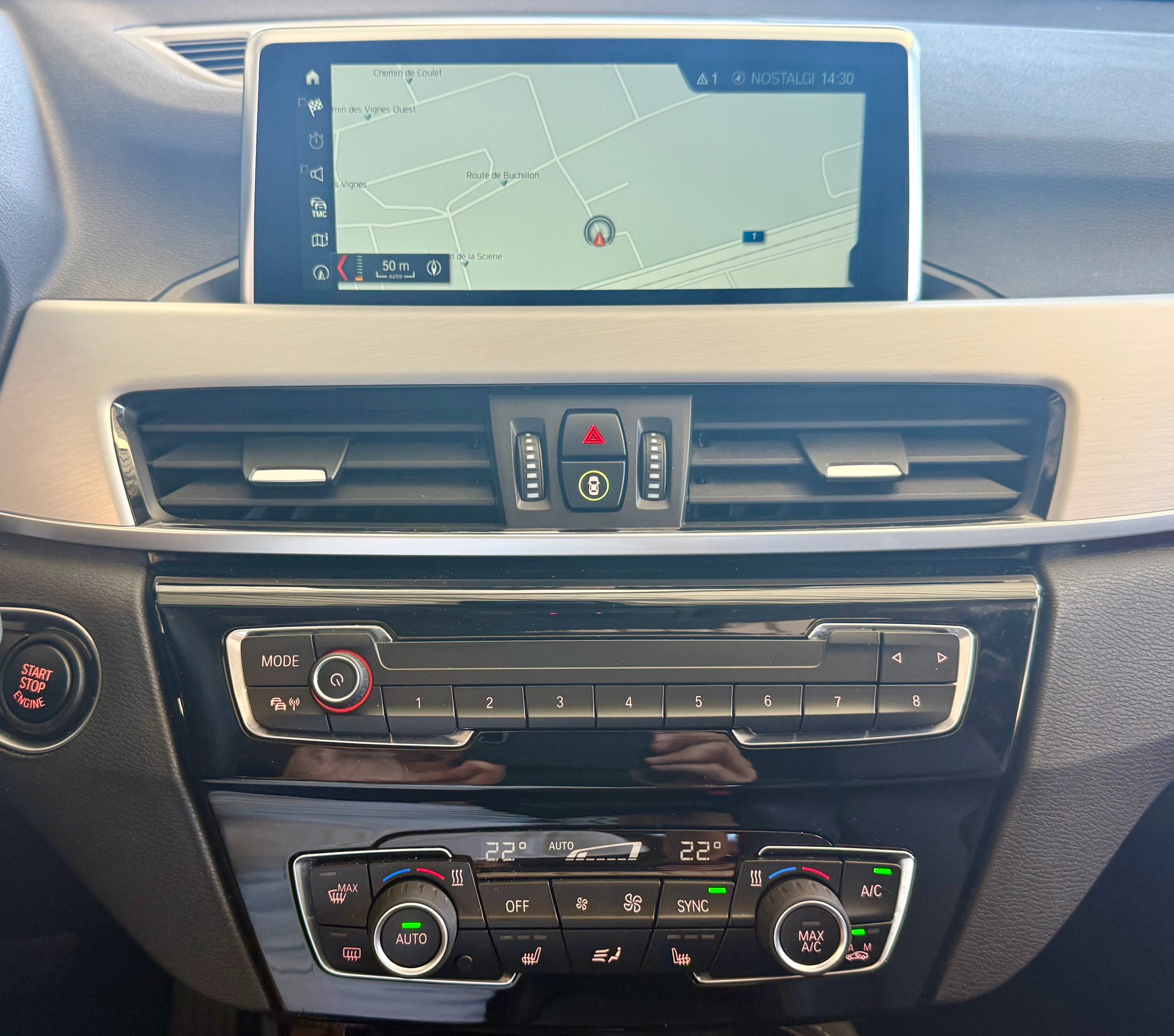 BMW X1 xDrive 20i xLine Steptronic-image-17