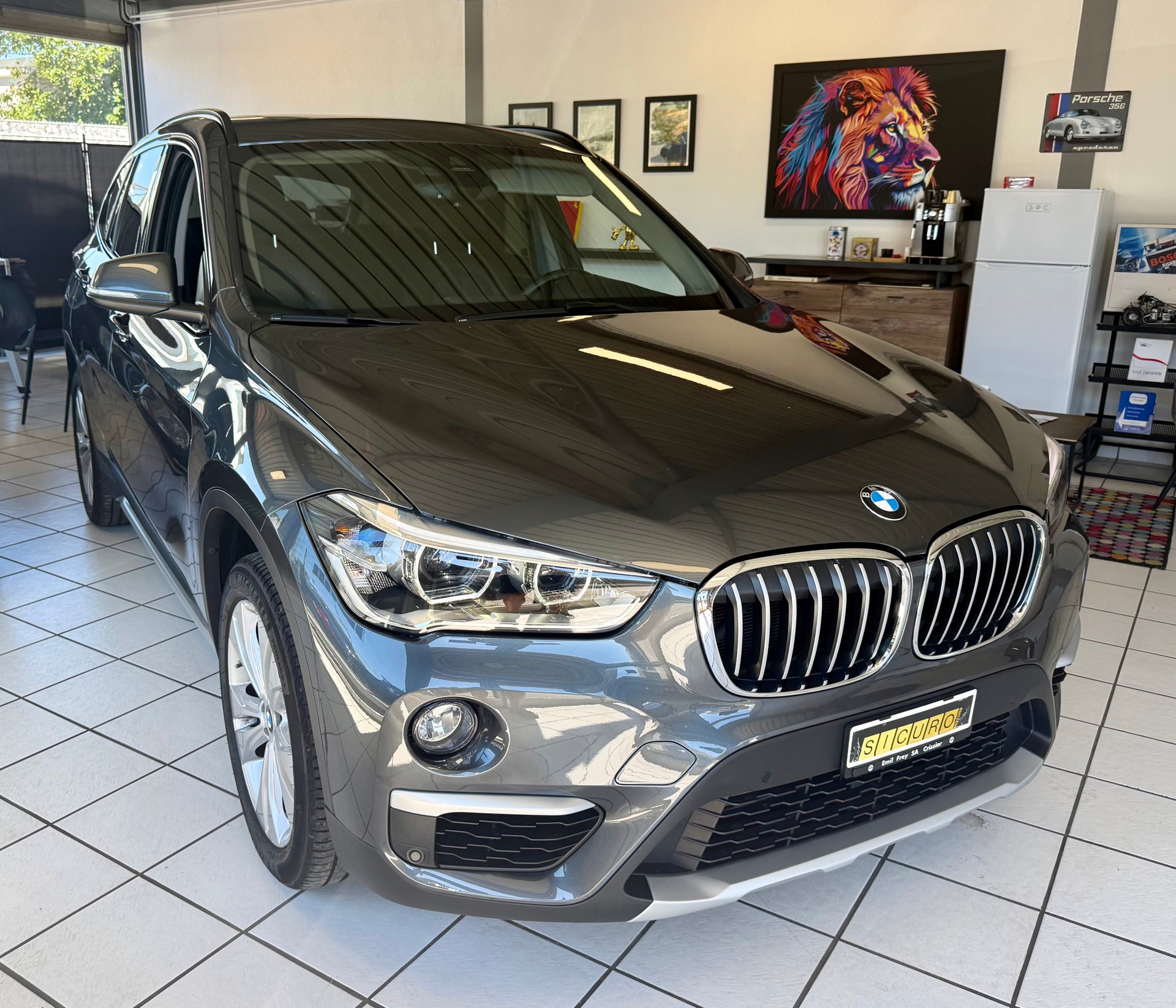 BMW X1 xDrive 20i xLine Steptronic-image-0