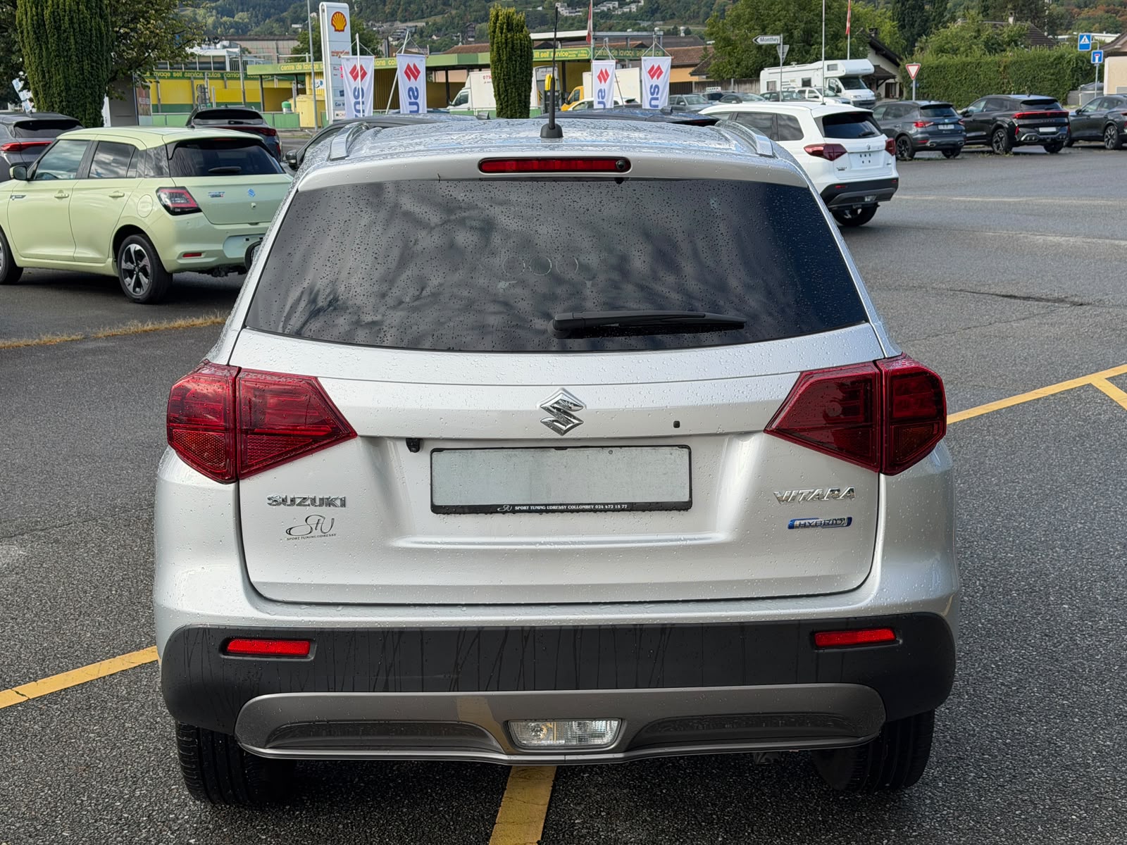 SUZUKI Vitara 1.4 Boosterjet Compact + Hybrid Automatic-image-3