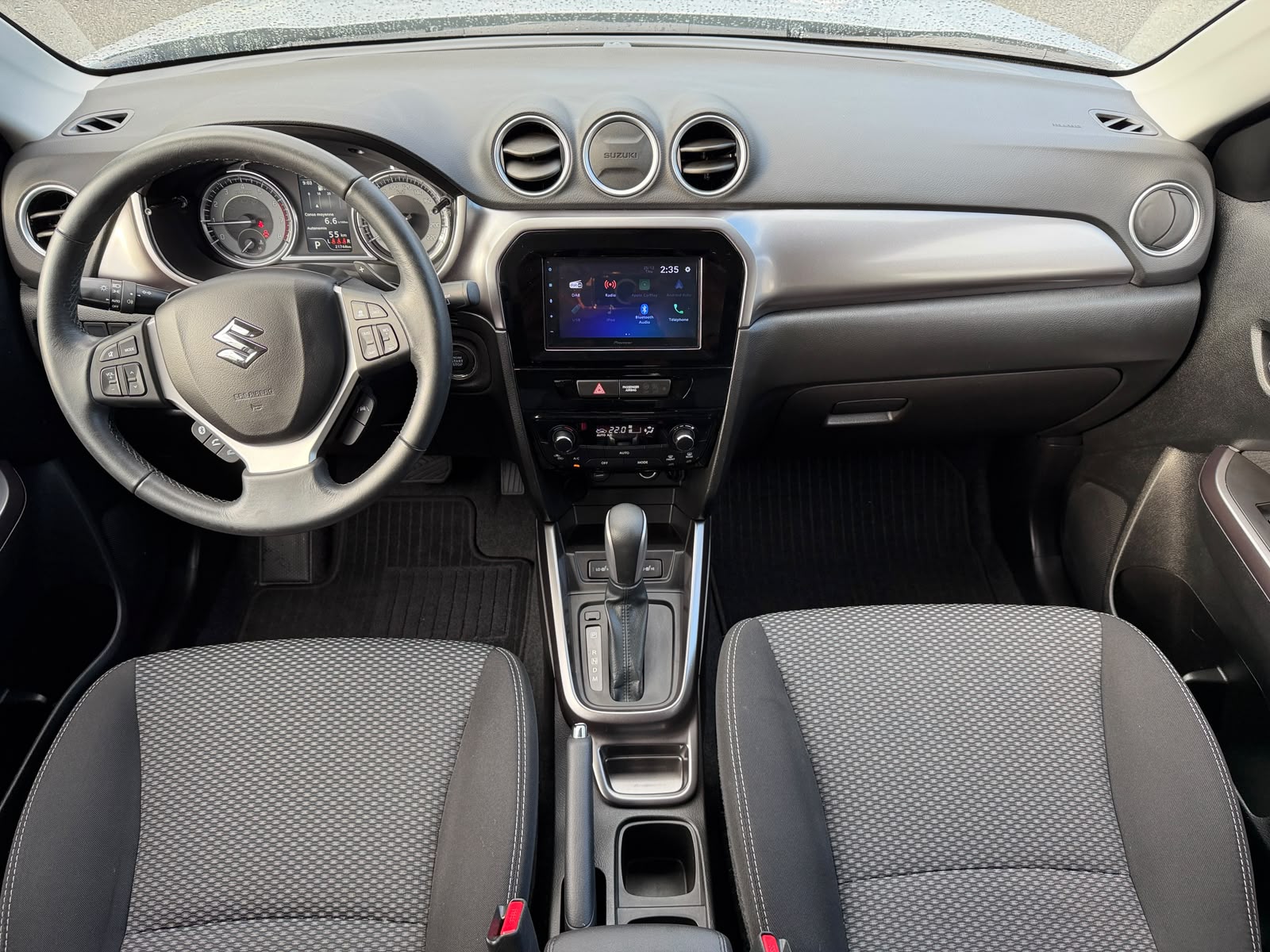 SUZUKI Vitara 1.4 Boosterjet Compact + Hybrid Automatic-image-11