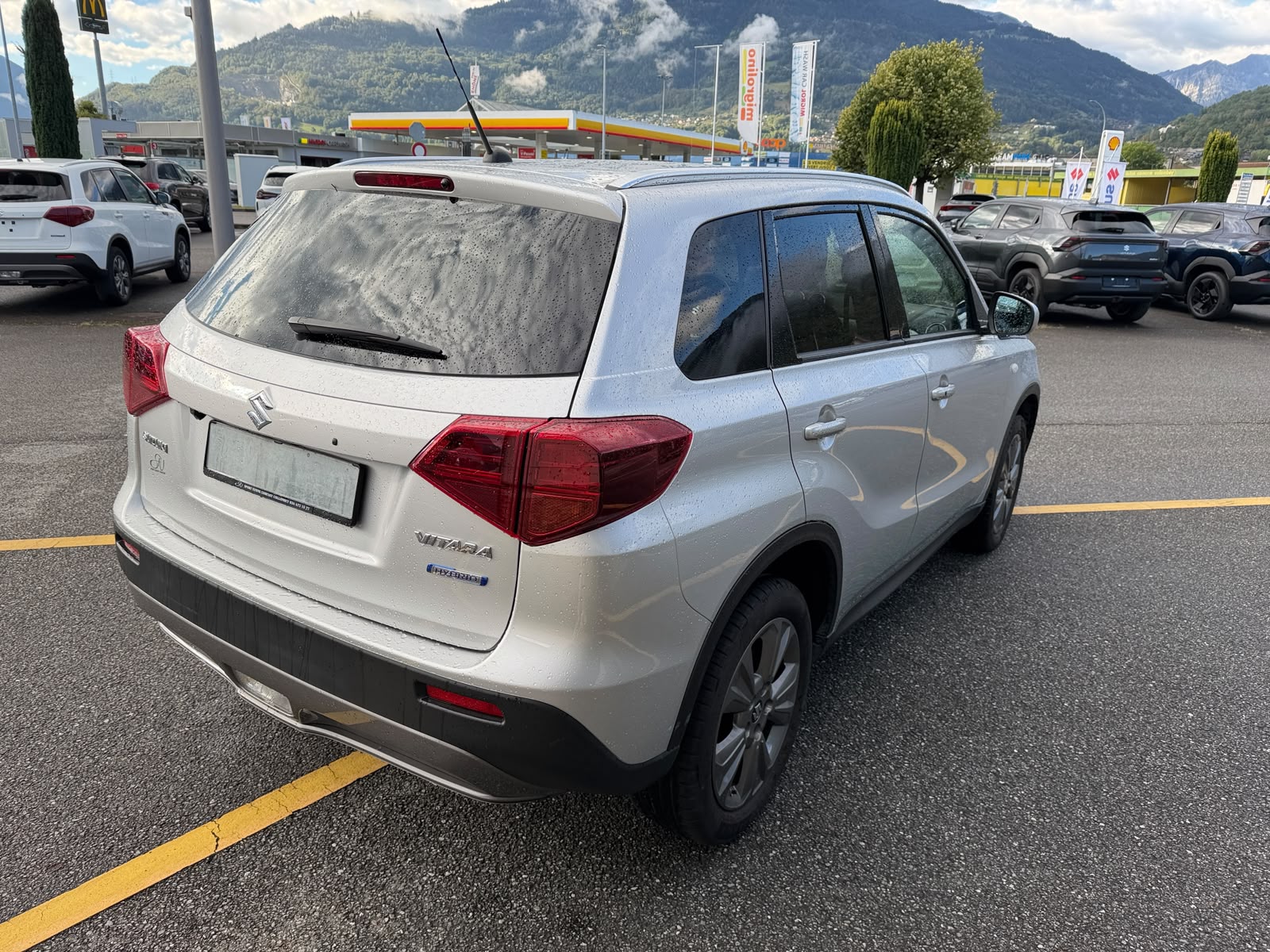 SUZUKI Vitara 1.4 Boosterjet Compact + Hybrid Automatic-image-4