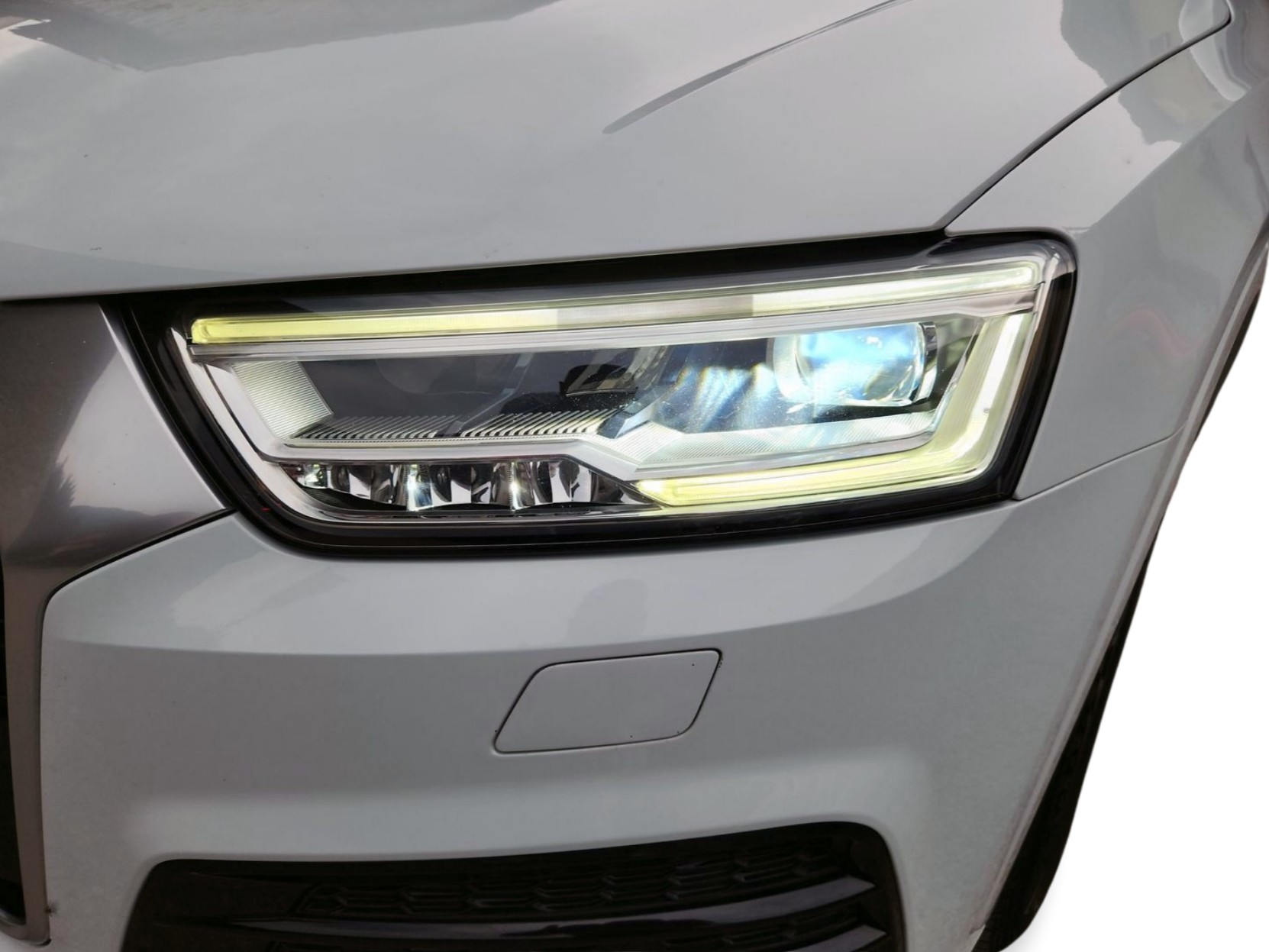 AUDI Q3 1.4 TFSI design S-tronic-image-8