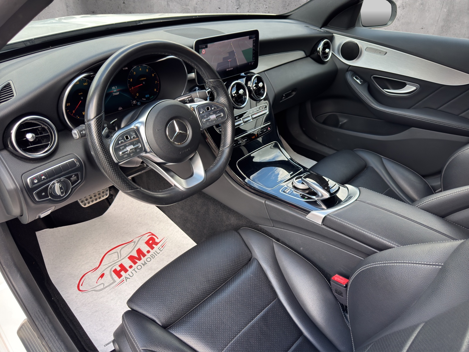 MERCEDES-BENZ C 200 AMG Line 4Matic 9G-Tronic-image-8